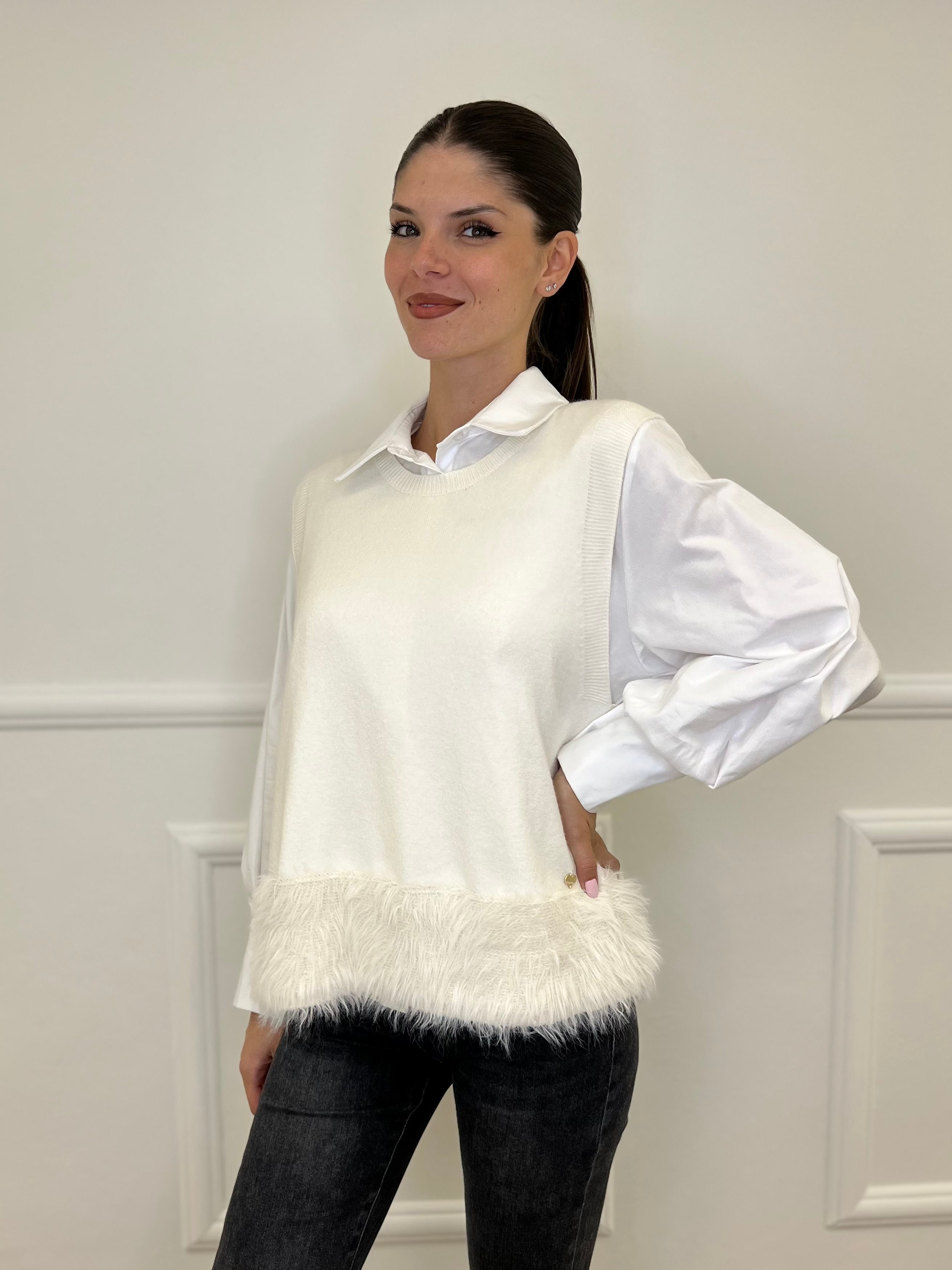 Maglia Smanicata Fondo Fluffy J28116 - Bazar Abbigliamento