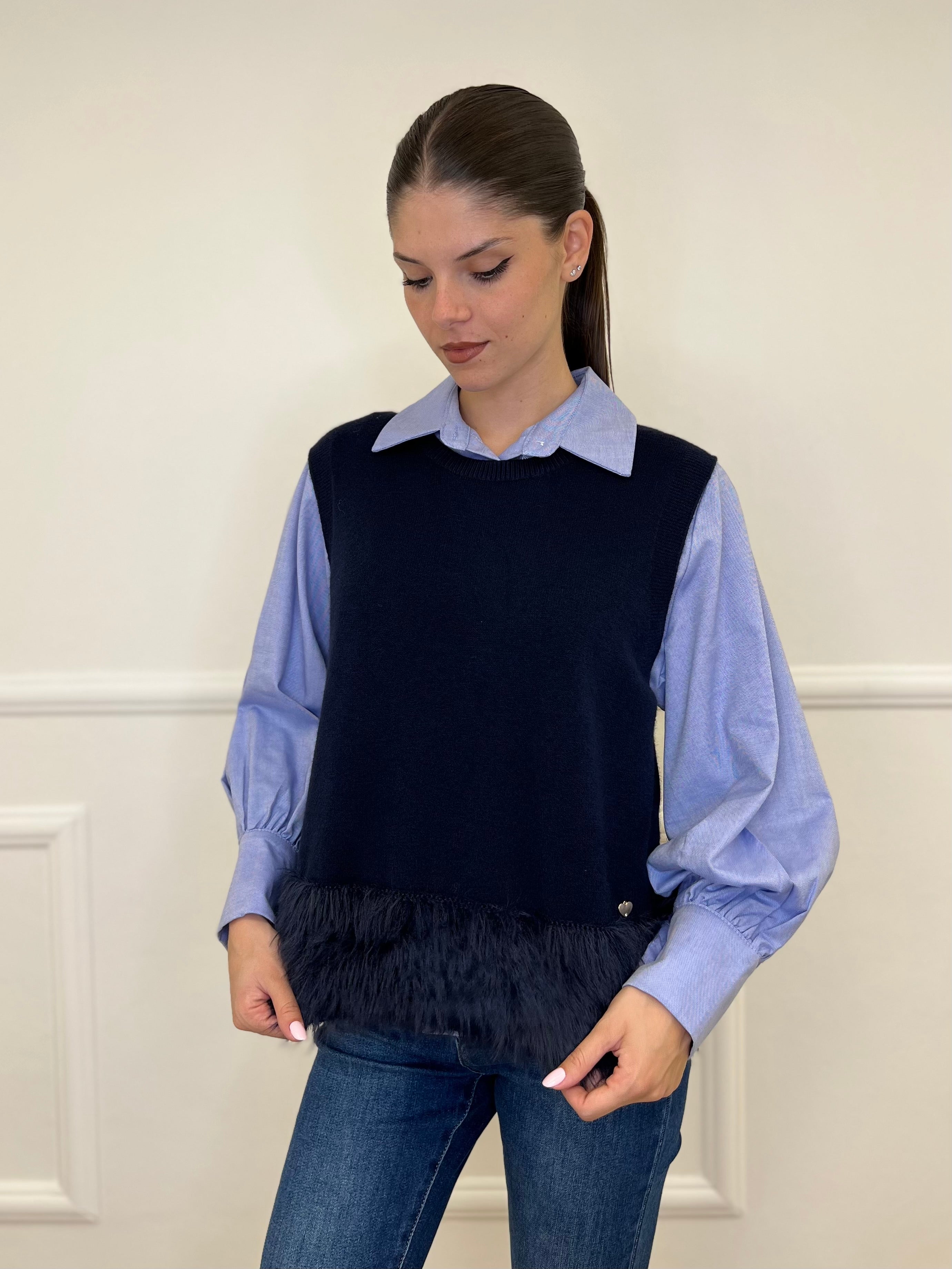 Maglia Smanicata Fondo Fluffy J28116 - Bazar Abbigliamento