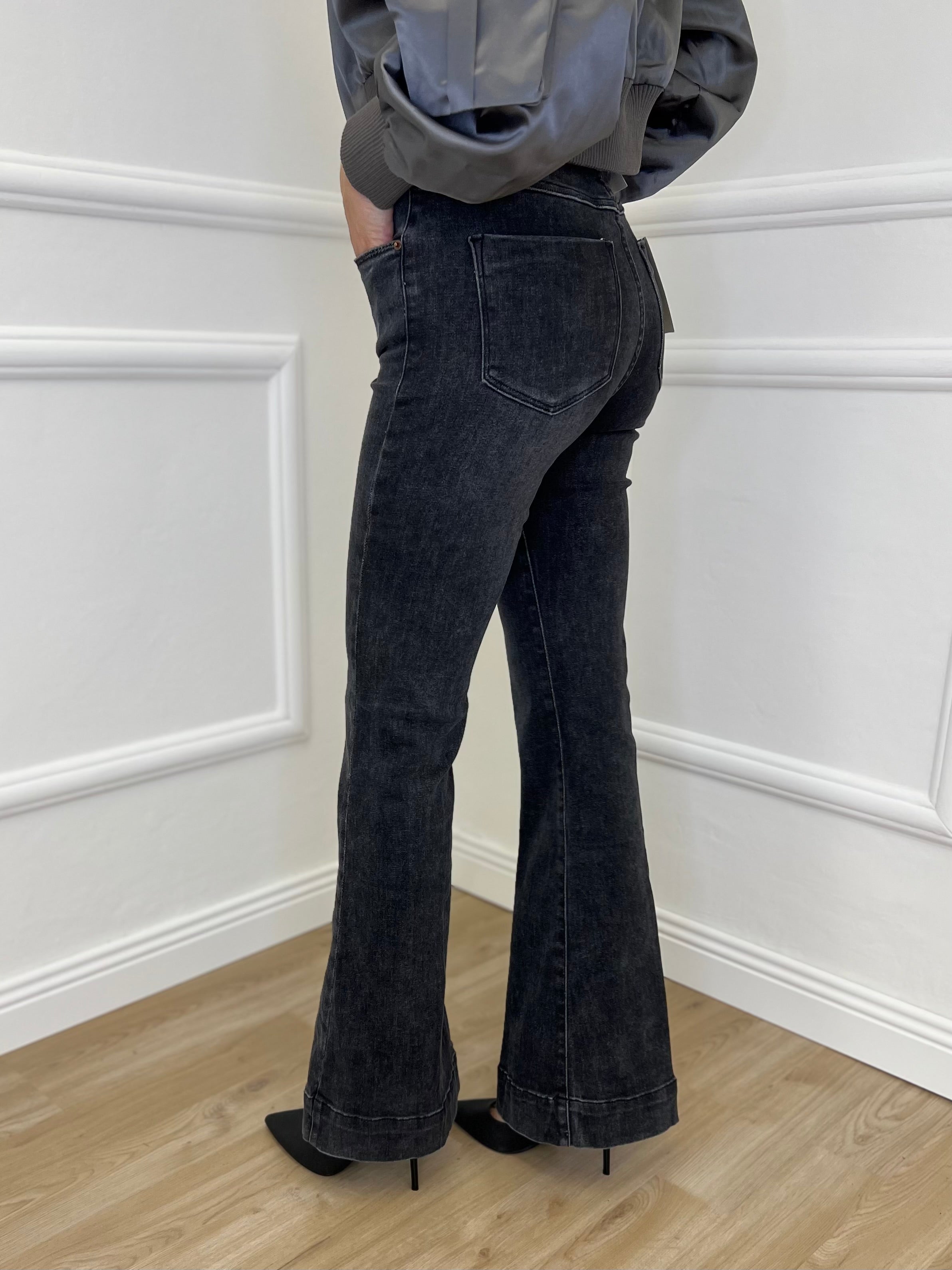 Jeans Flare KM3560 Grigio - Bazar Abbigliamento