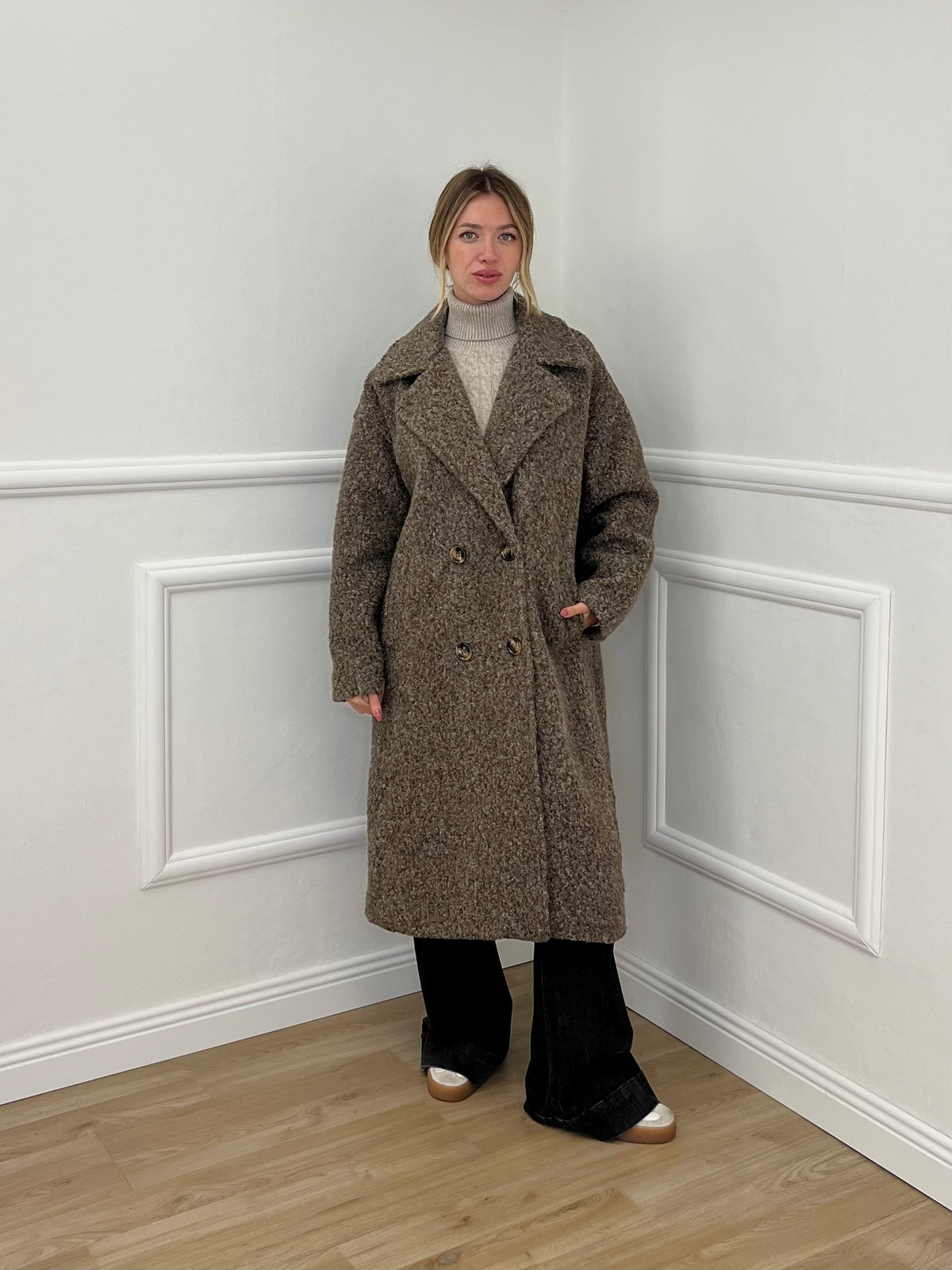 Cappotto Doppiopetto Bouclè 6822 Taupe