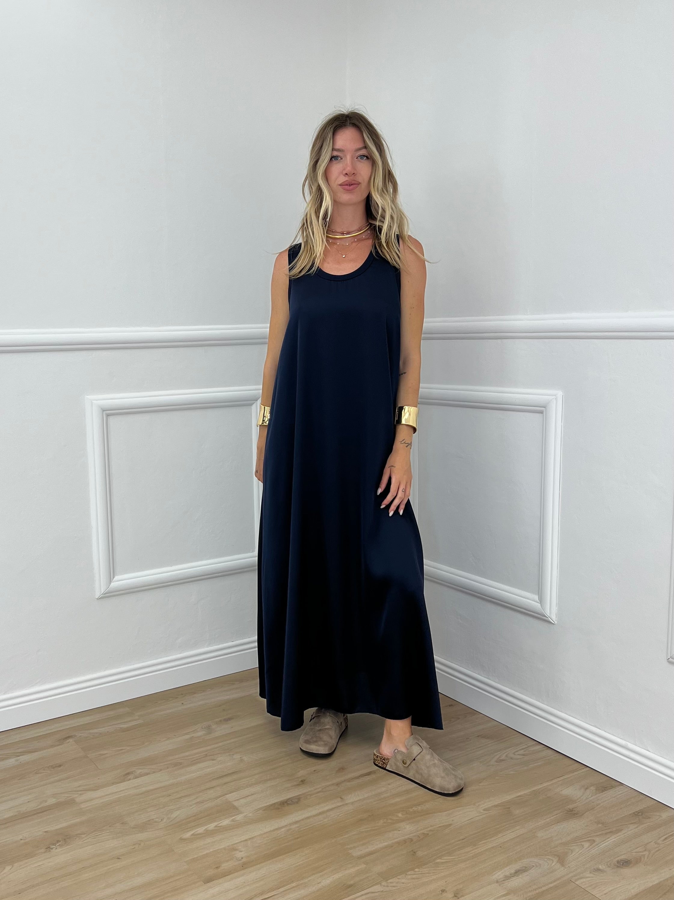 Abito Smanicato in Satin 23233 Blu
