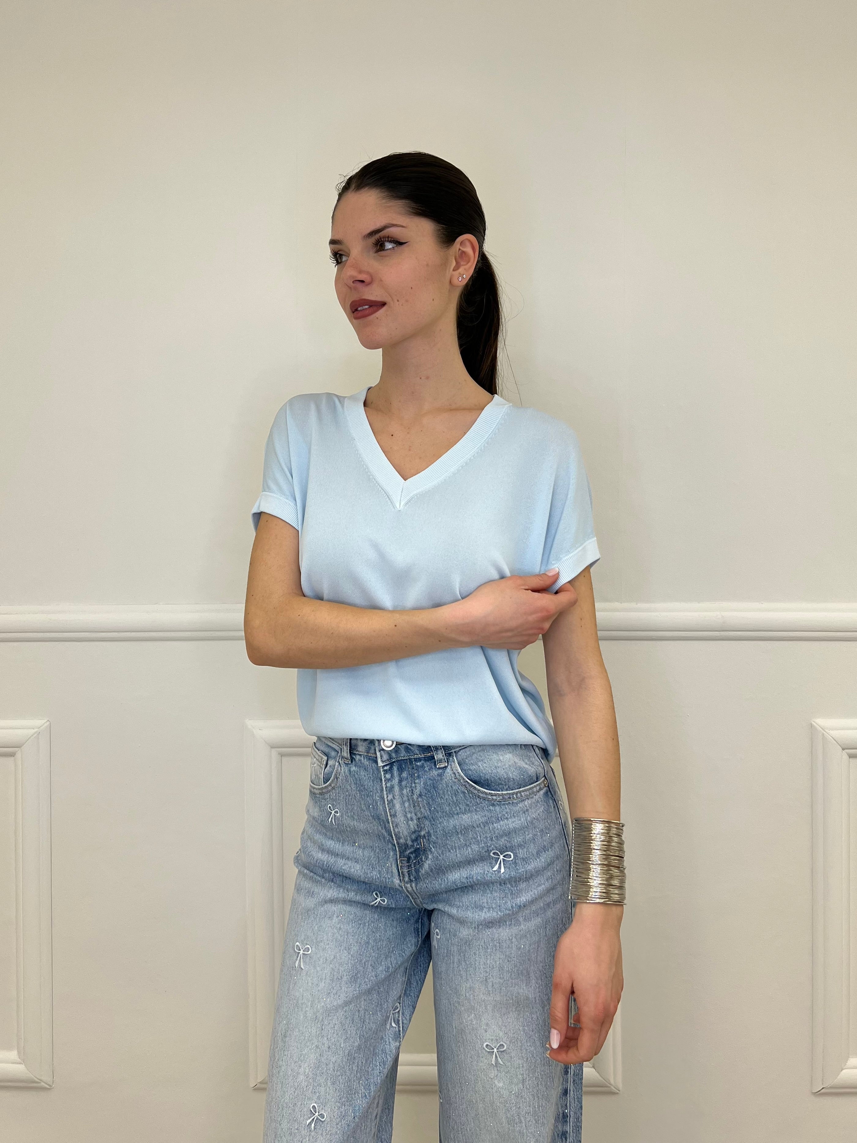 Maglia in Viscosa Scollo V 6269