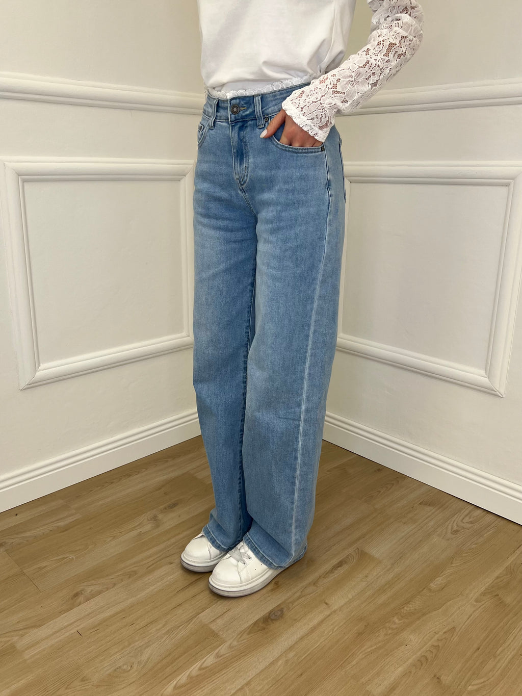 Jeans Vita Con Pizzo TK85 Azzurro