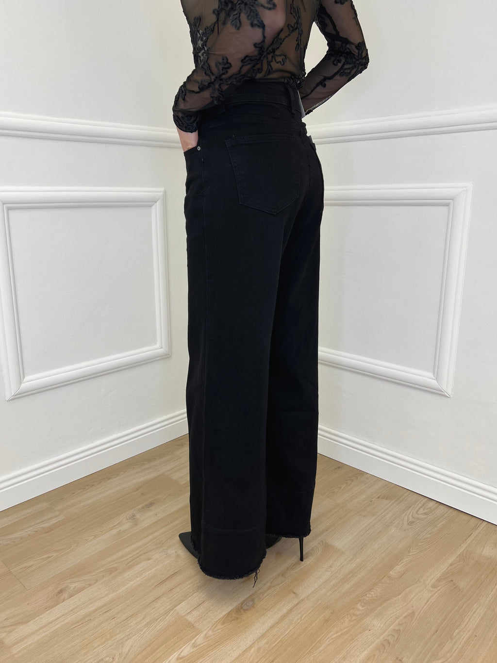 Jeans Palazzo Sfrangiato JK8117 Nero