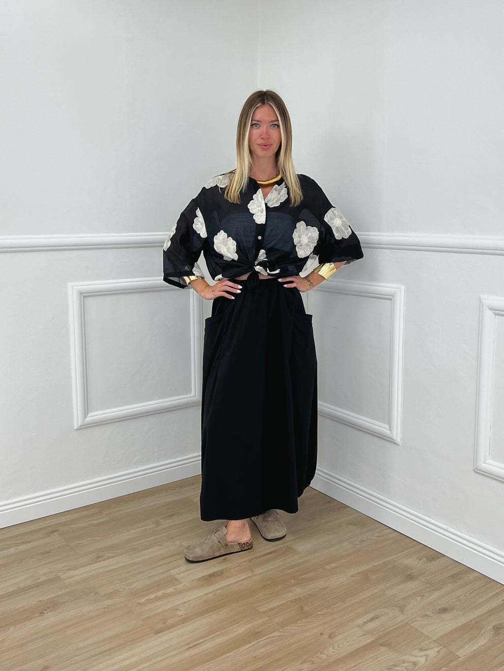 Camicia In Tencel Con Ricami 93-767 Nero