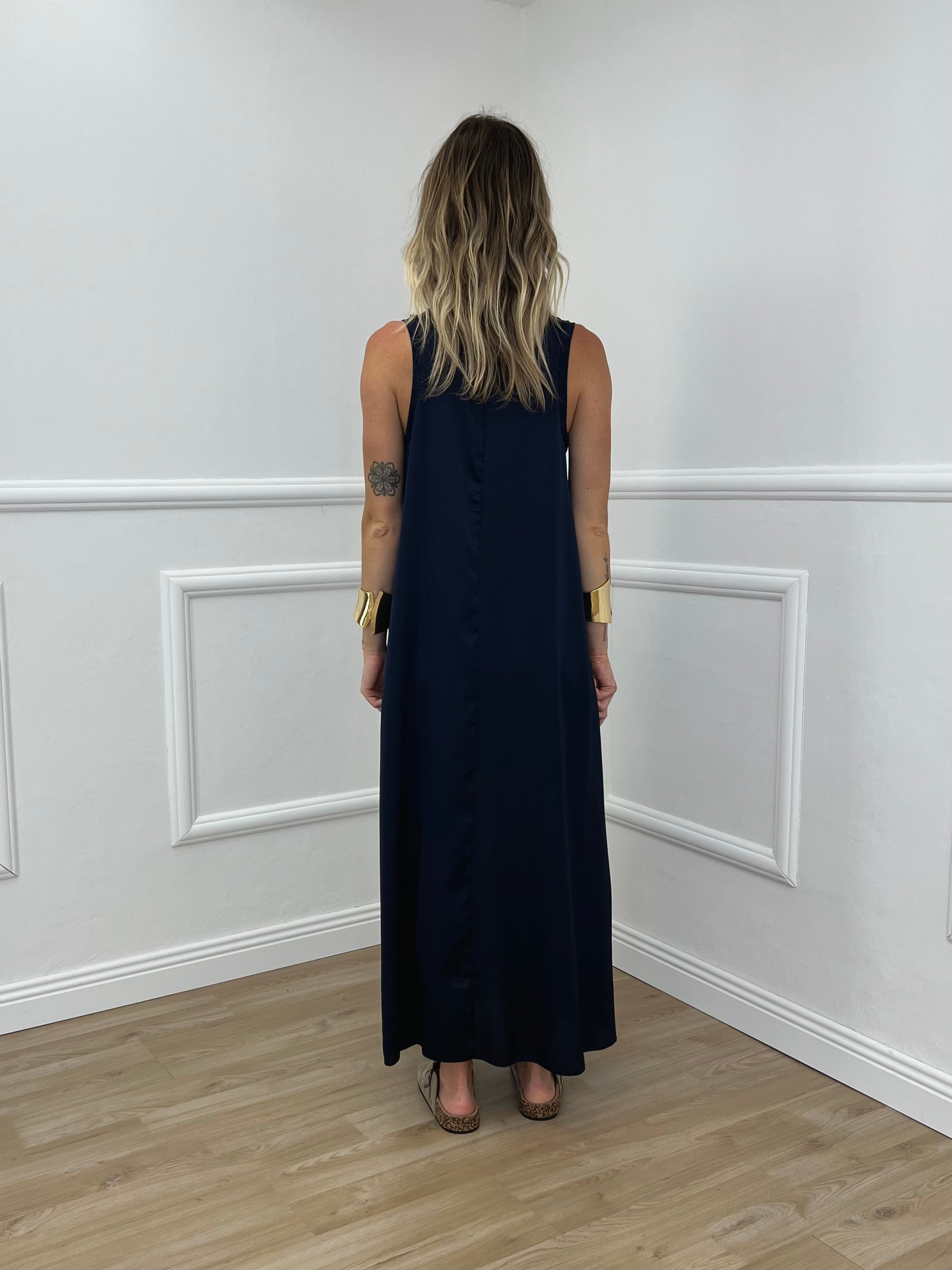 Abito Smanicato in Satin 23233 Blu