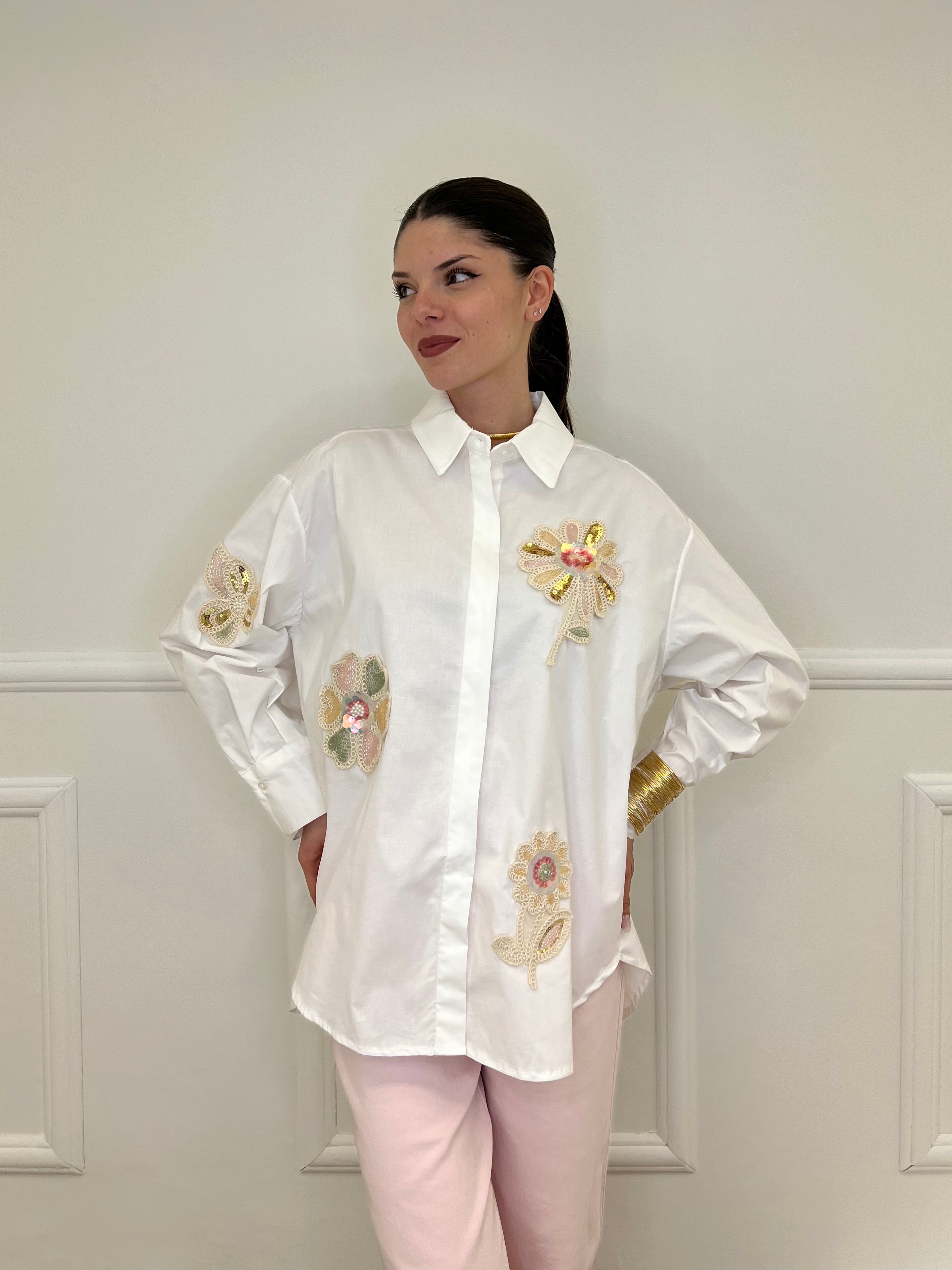 Maxi Camicia Fiori Paillettes 19892 Bianco