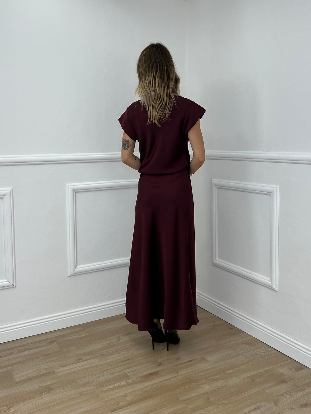 Gonna Longuette Satin 2236 Burgundy