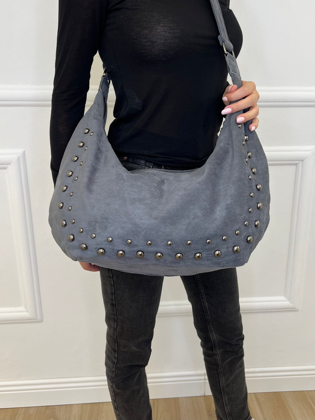 Borsa Hobo Ecorenna Borchie L6272