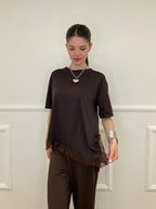 T-shirt Asimmetrica Con Pizzo 2824 Moro