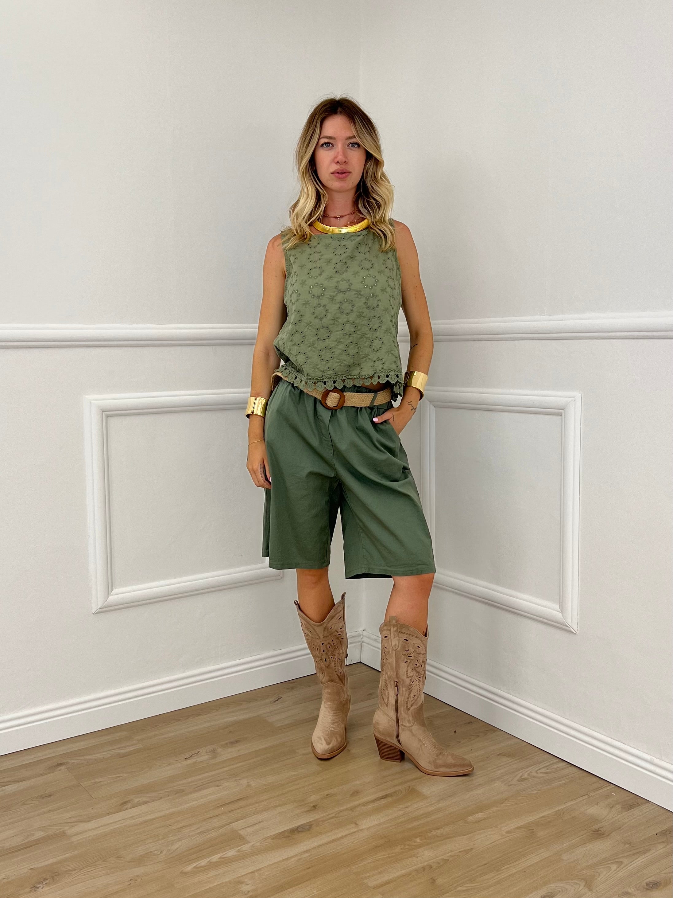 Bermuda In Cotone Con Cintura 81624 Verde