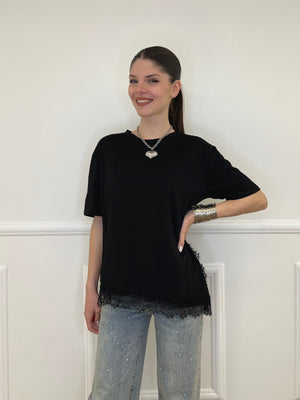 T-shirt Asimmetrica Con Pizzo 2824 Nero