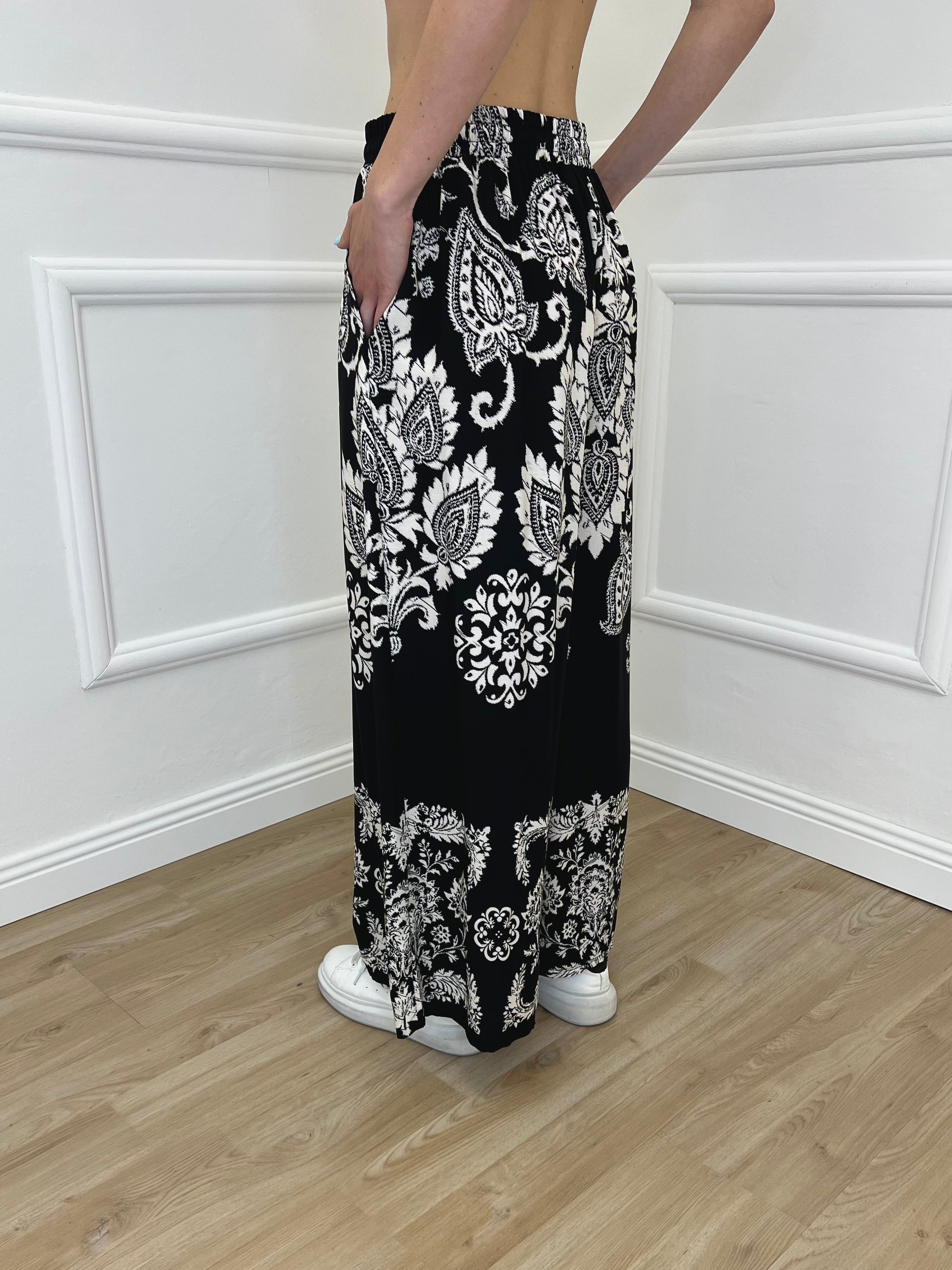 Pantalone Gaucho Paisley Coulisse 801 Nero