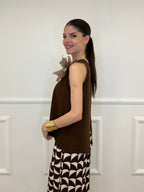 Maglia Smanicata Spilla Fiore 9688 Marrone