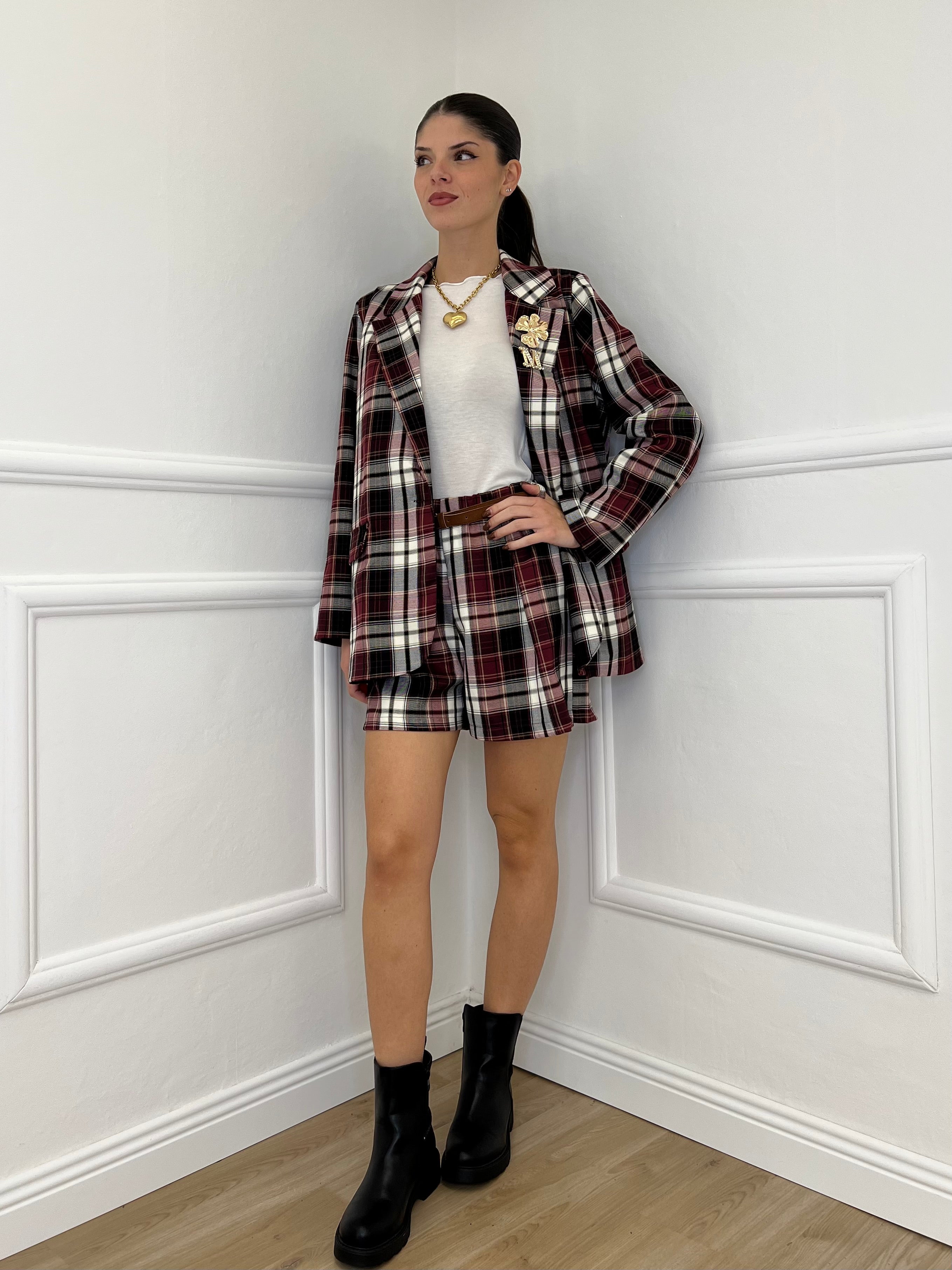 Completo Shorts A6964 Burgundy