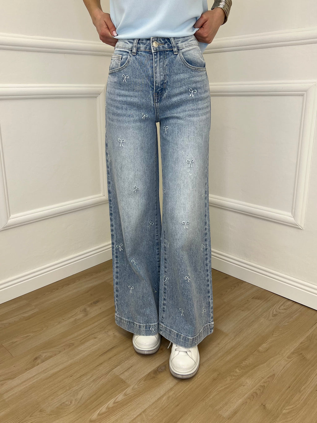 Jeans Con Fiocchi Ricamati e Strass 5354 Azzurro