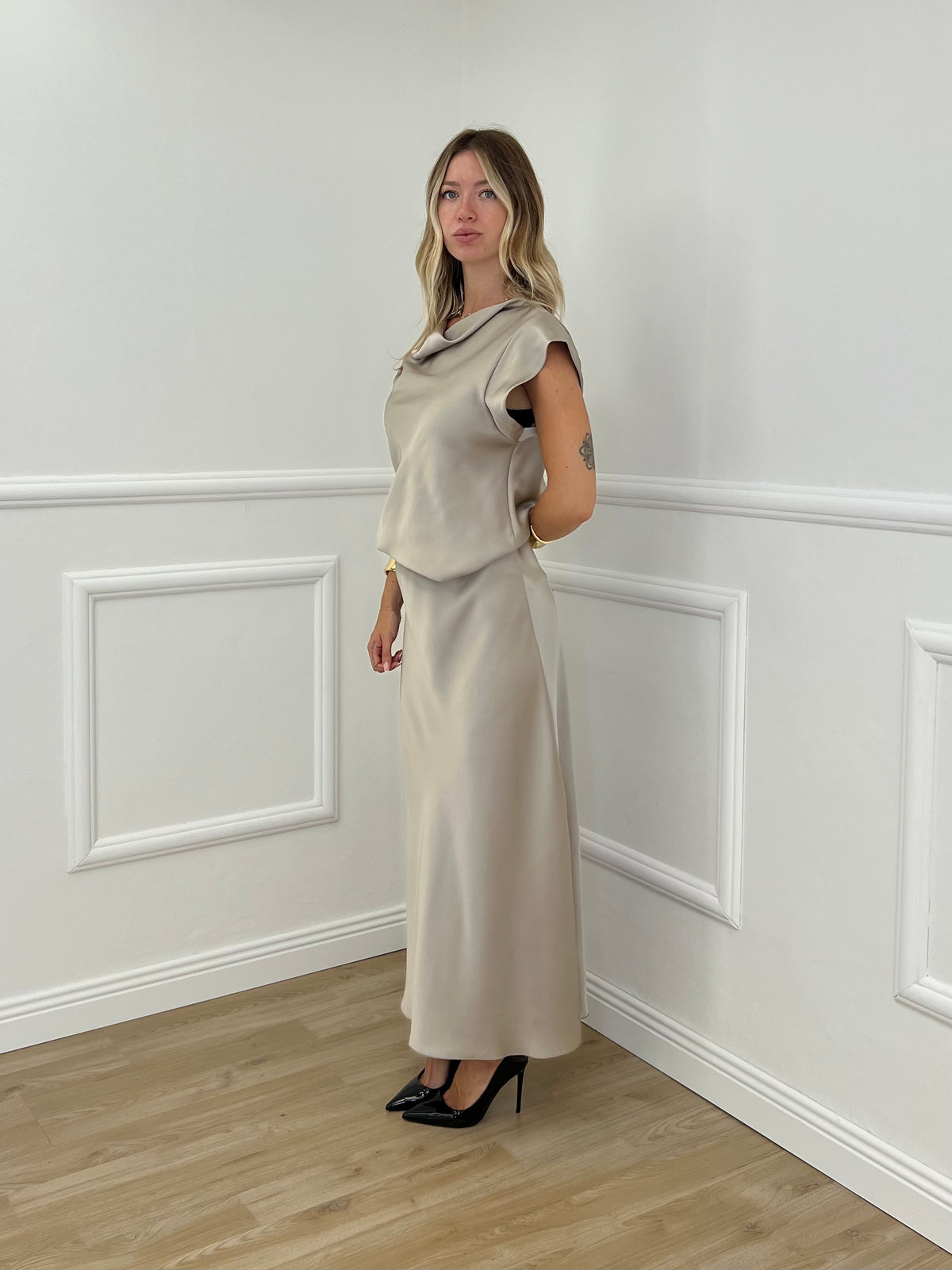 Blusa Satin Scollo Morbido 2548 Ecru