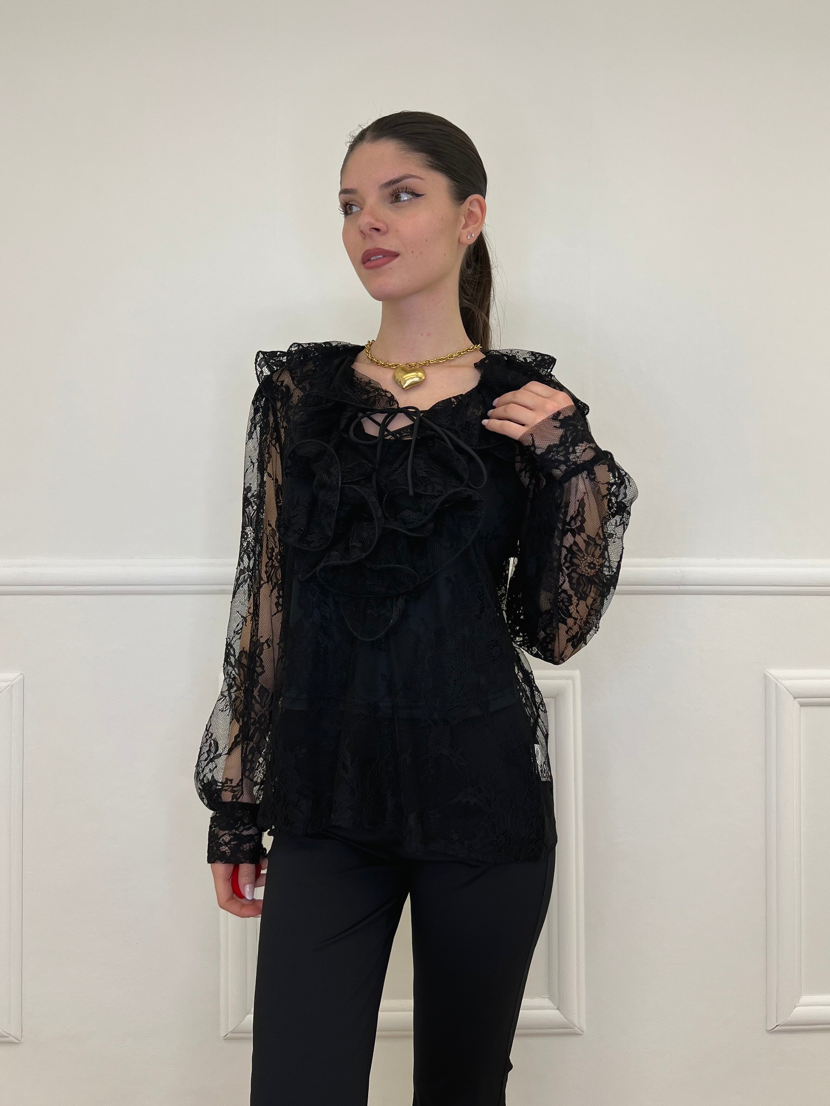 Twin Set Blusa in Pizzo Con Jabot e Sottoveste 7099 Nero