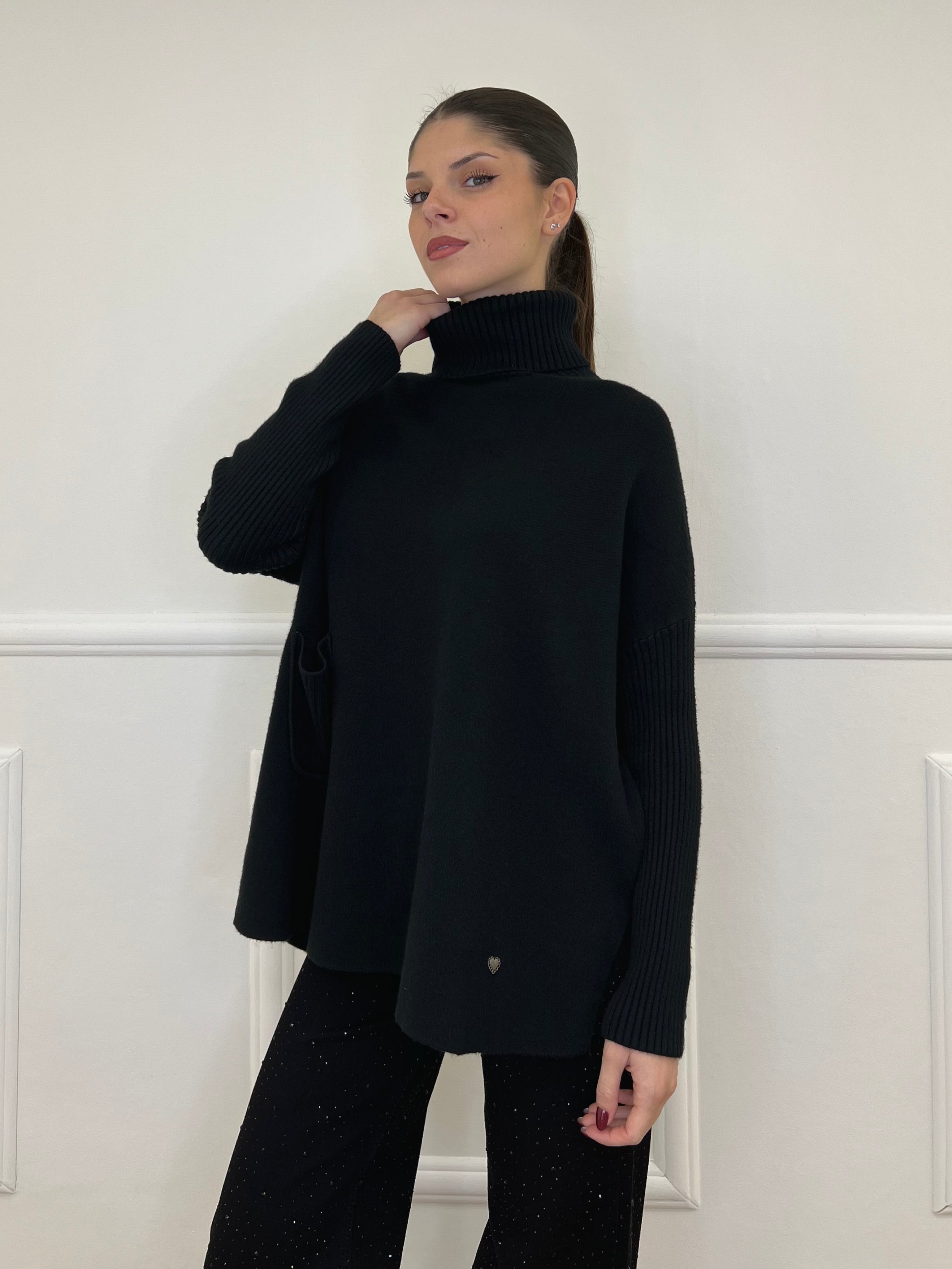 Maxi Maglia Taschino 31496 Nero