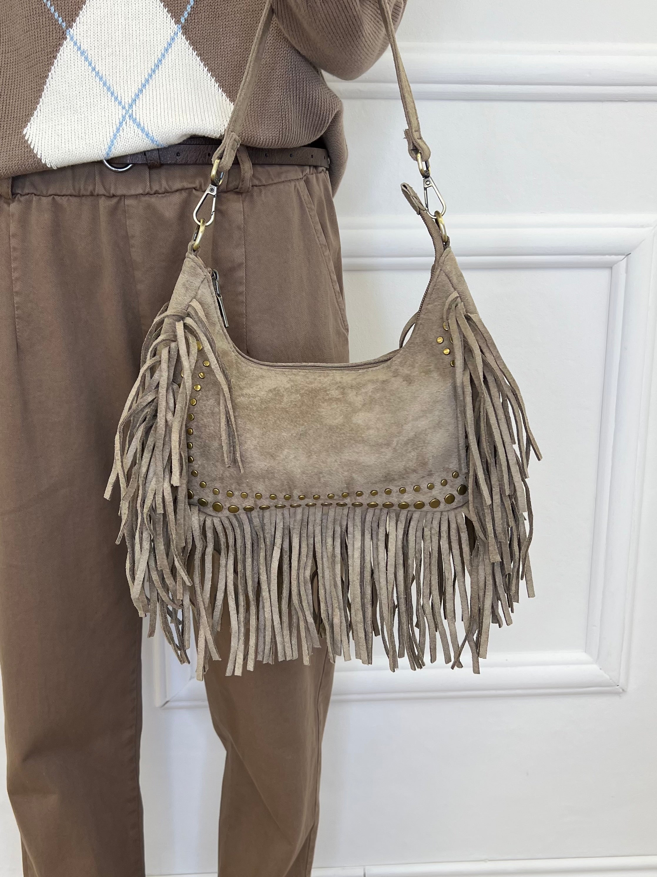 Borsa Hobo con Borchie e Frange 90515