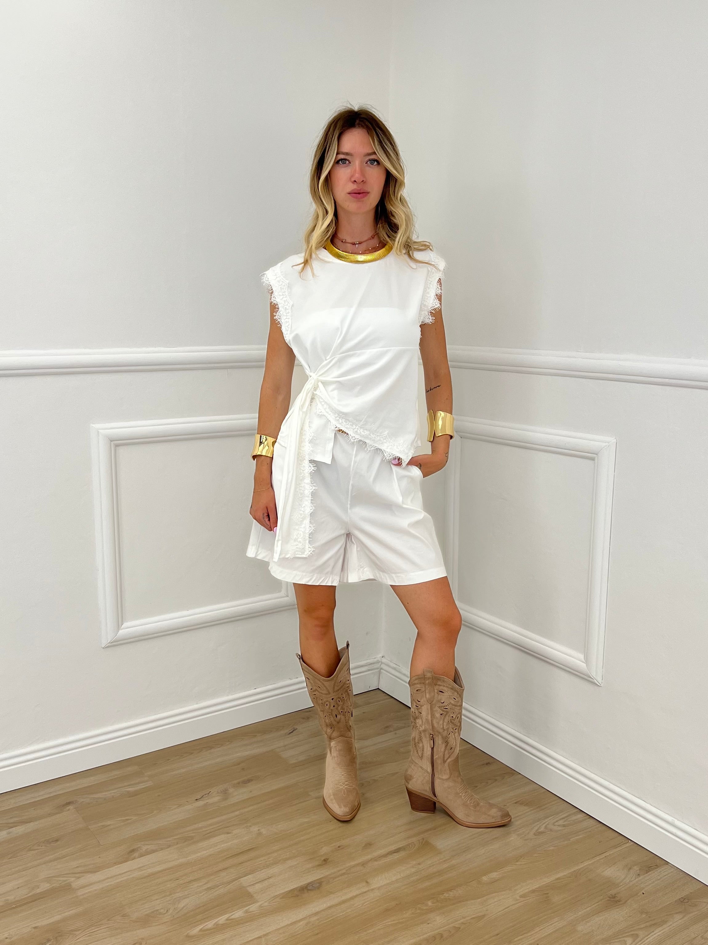 Maglia Con Pizzo e Nodo 8388 Bianco