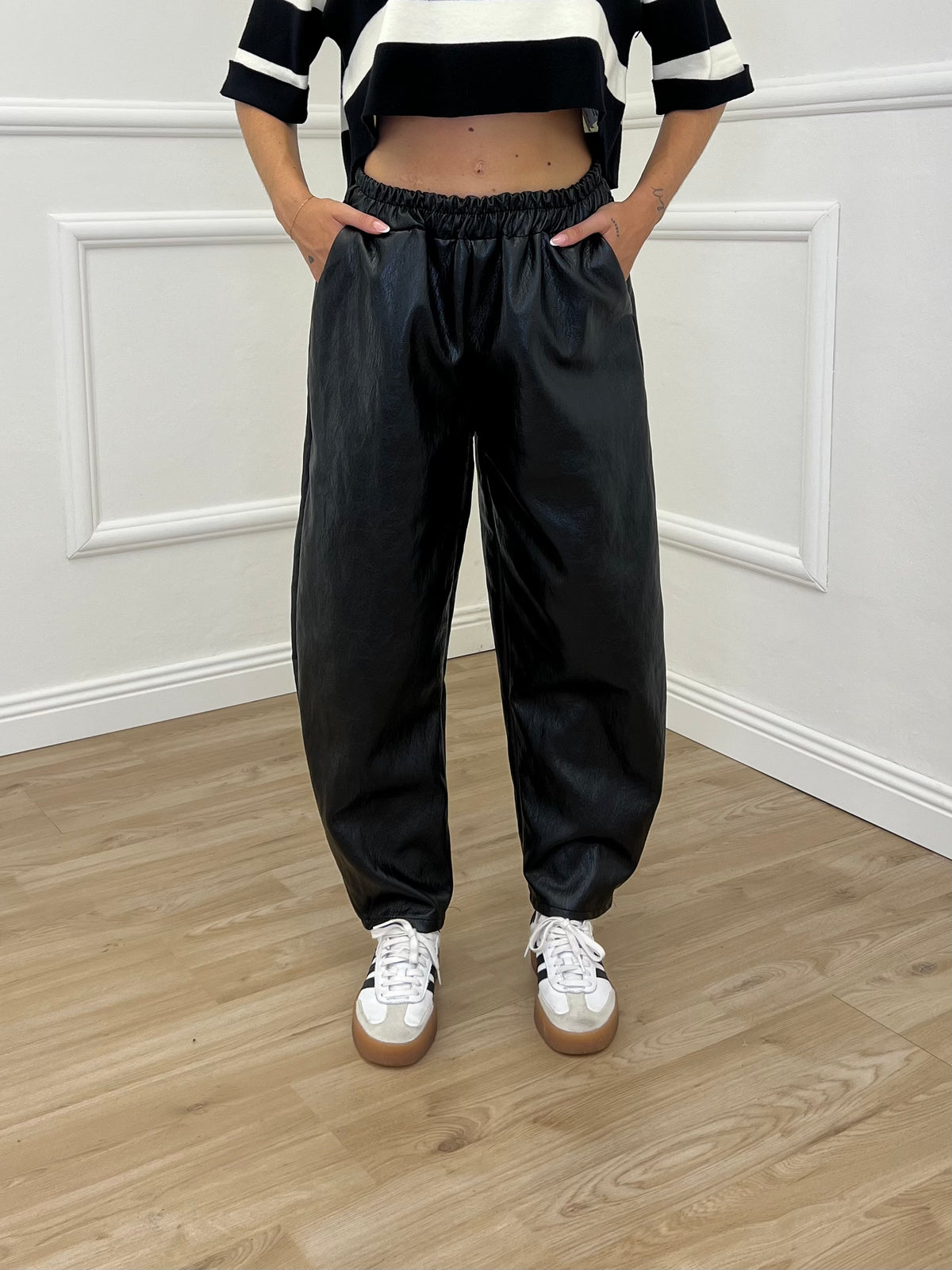 Pantalone Baggy Ecopelle D28945 Nero