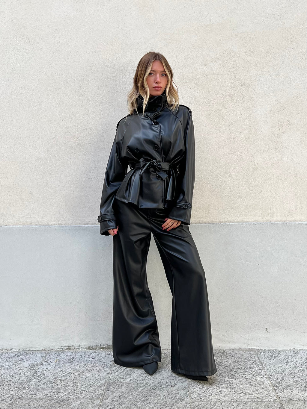 Trench Corto In Ecopelle 2610 Nero