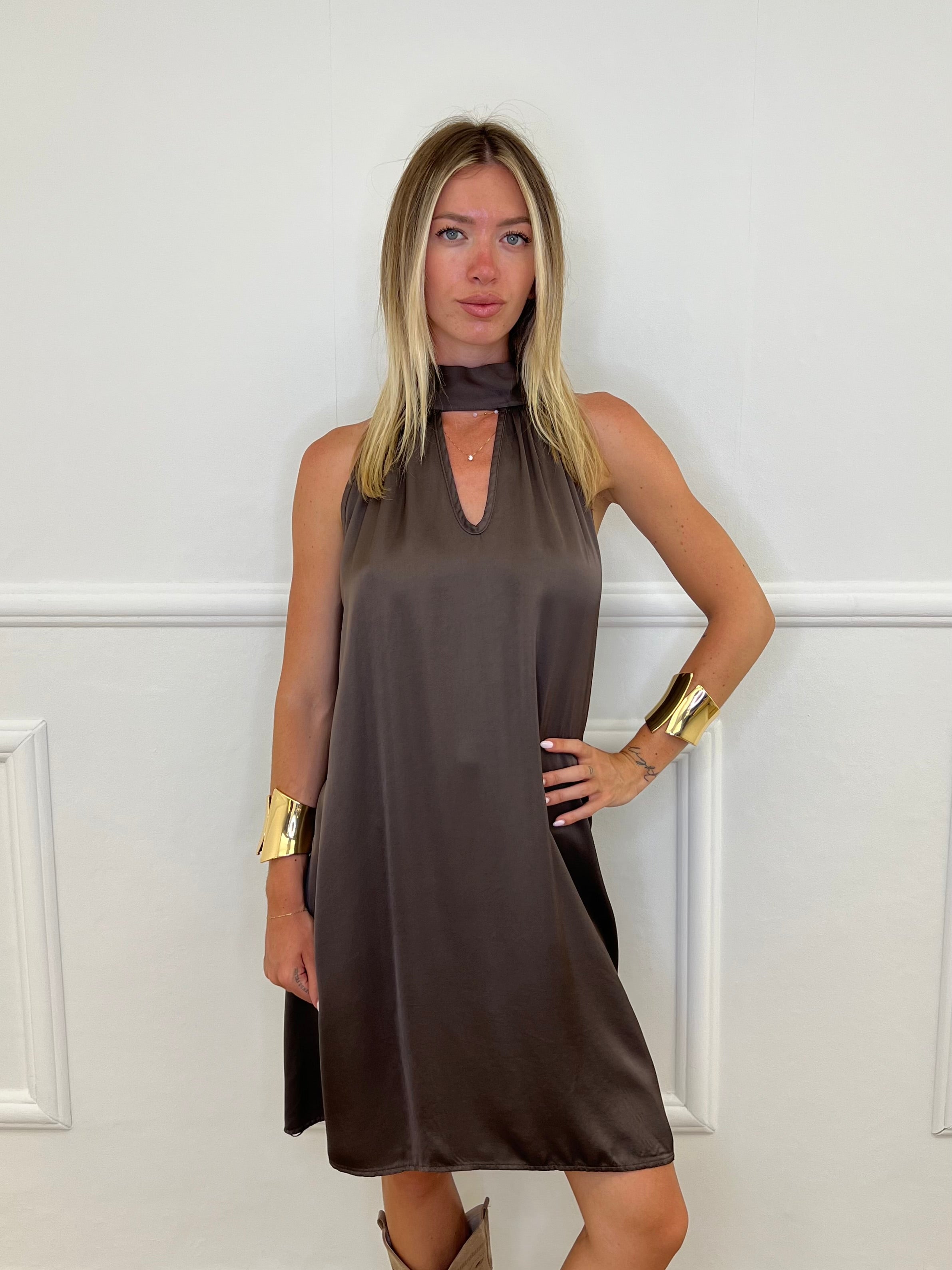 Vestito Halter In Raso Di Viscosa 9535 Marrone