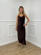 Vestito Satinato Con Scollo Morbido 1502 Marrone