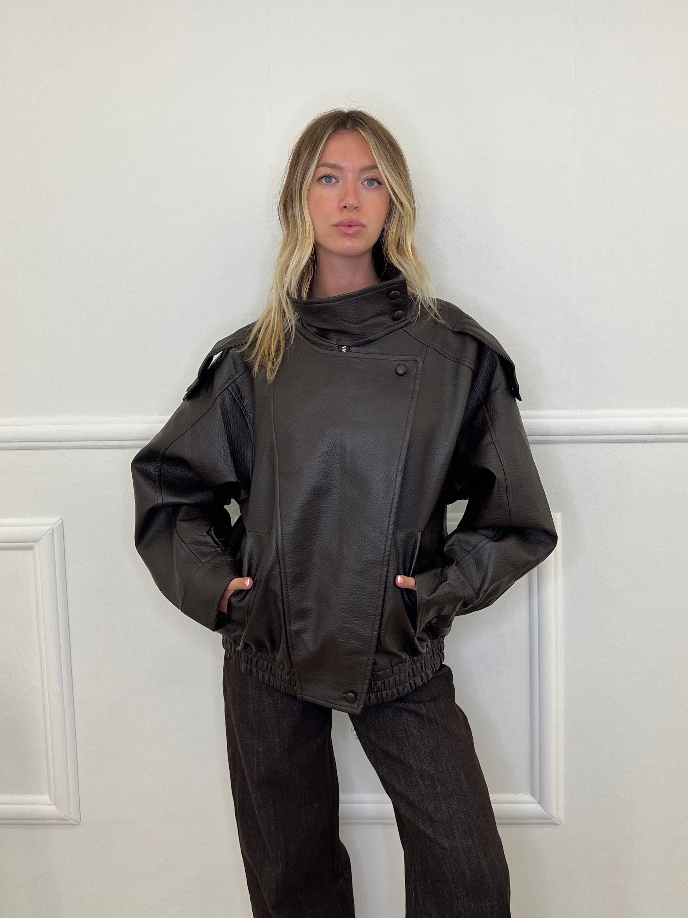 Bomber Ecopelle Martellata F01 Marrone