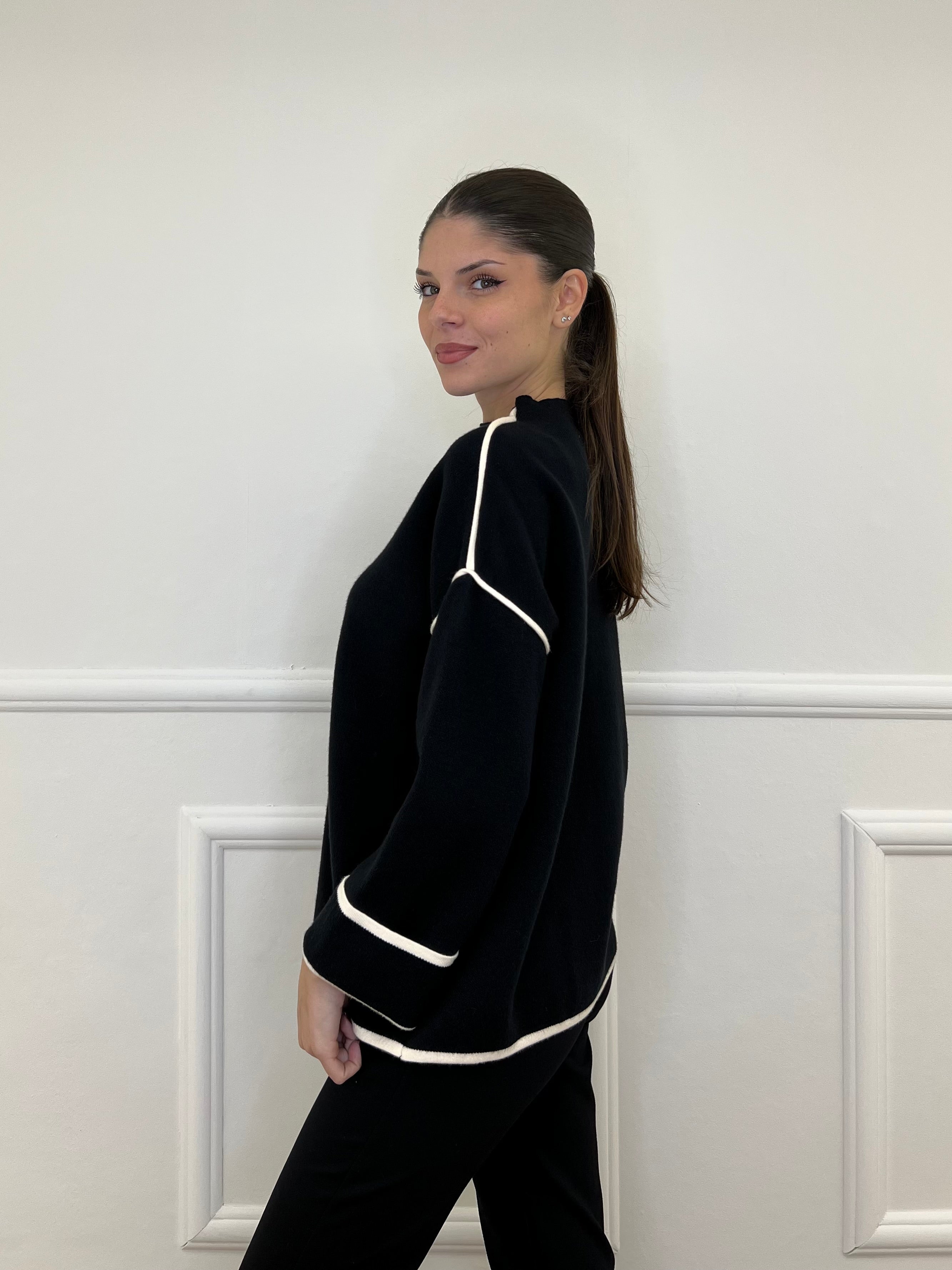 Maglia Profili Contrasto 5337 Nero