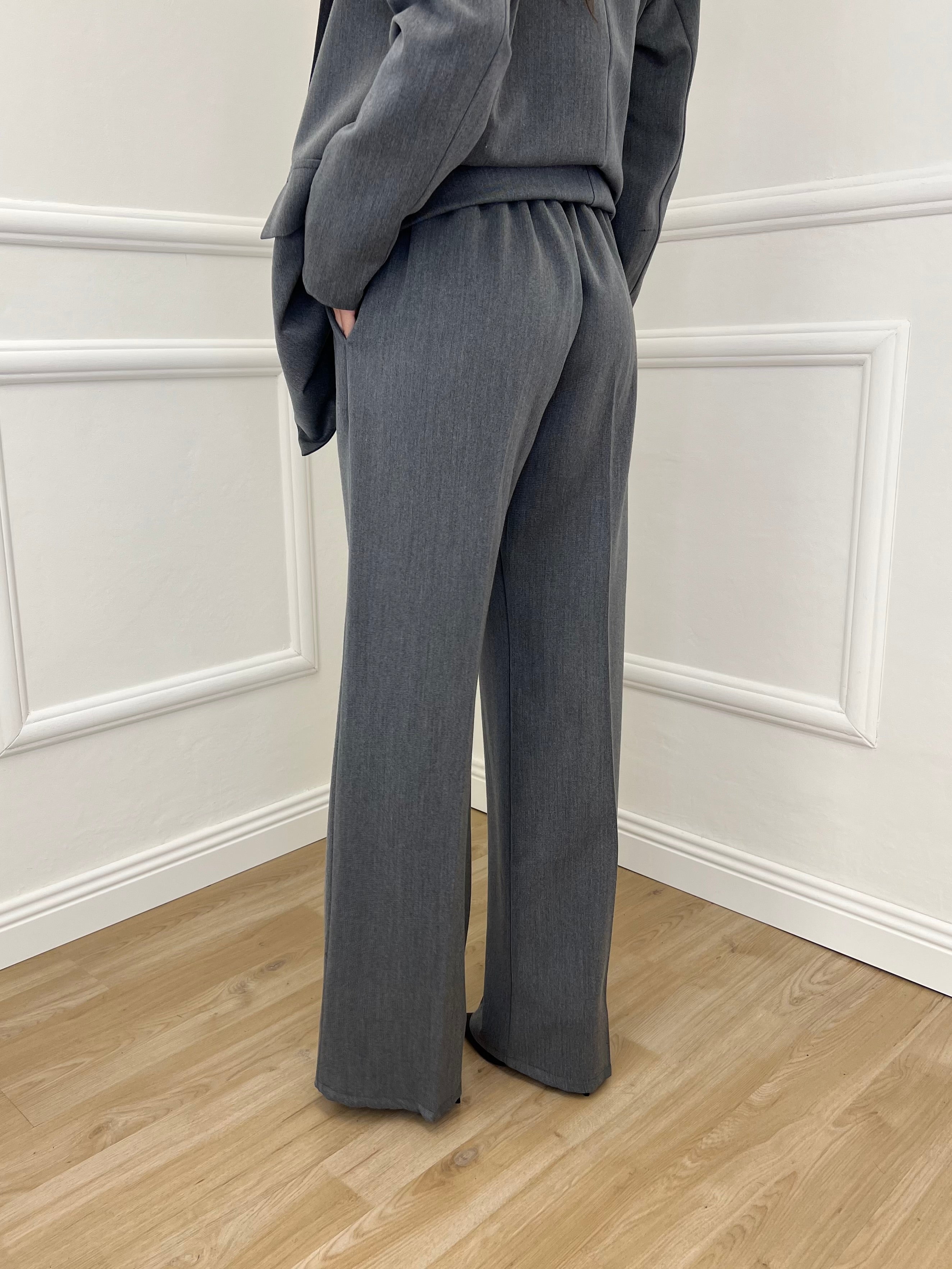 Tailleur Doppiopetto 2412 Grigio