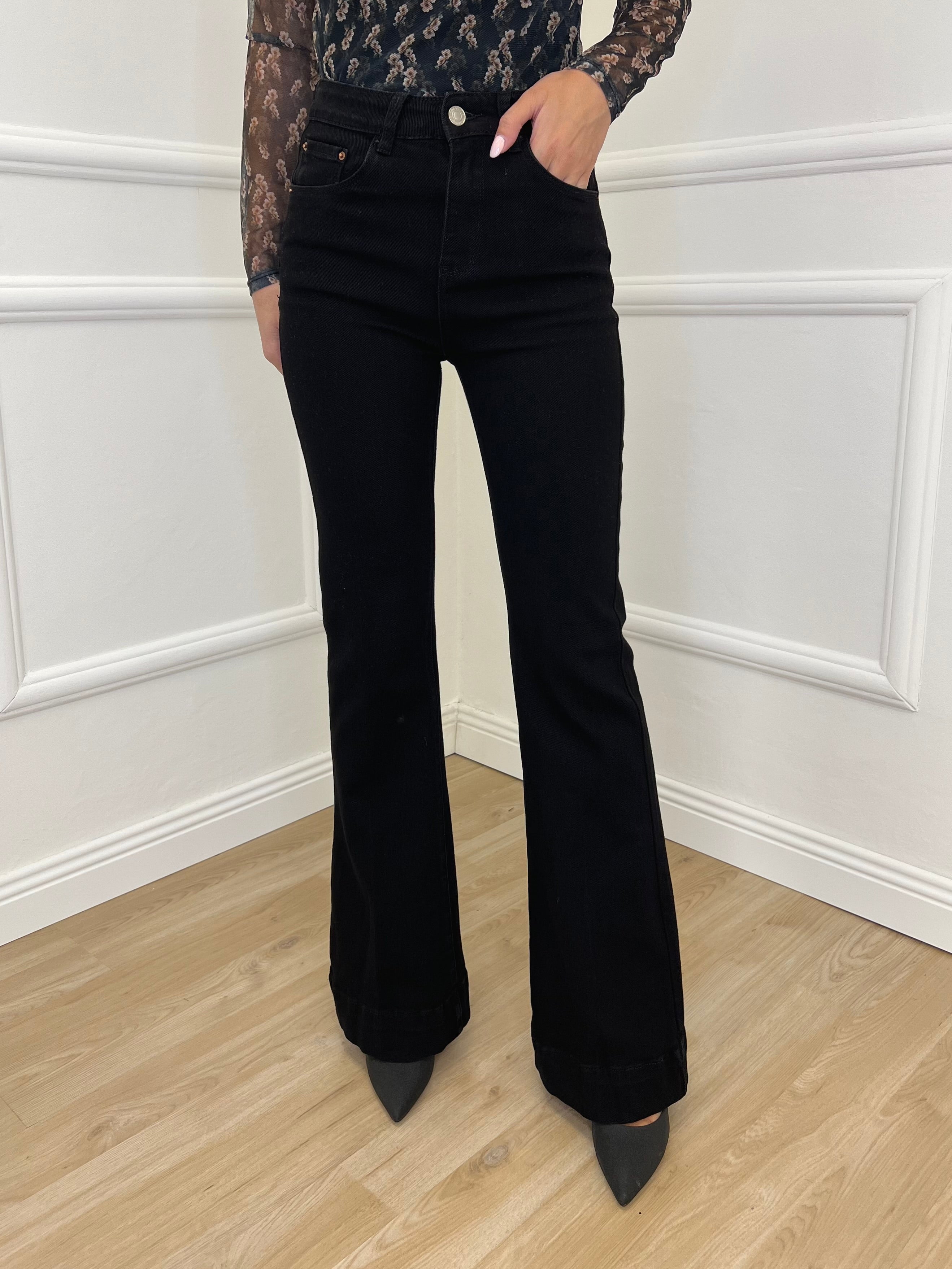 Jeans Flare KM3560-1 Nero
