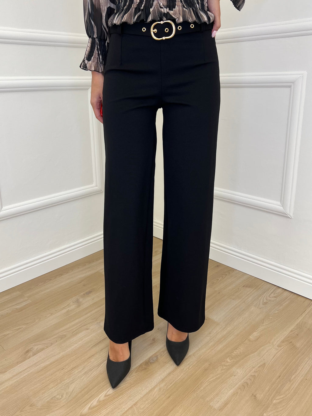 Pantalone Straight 580 Nero - Bazar Abbigliamento