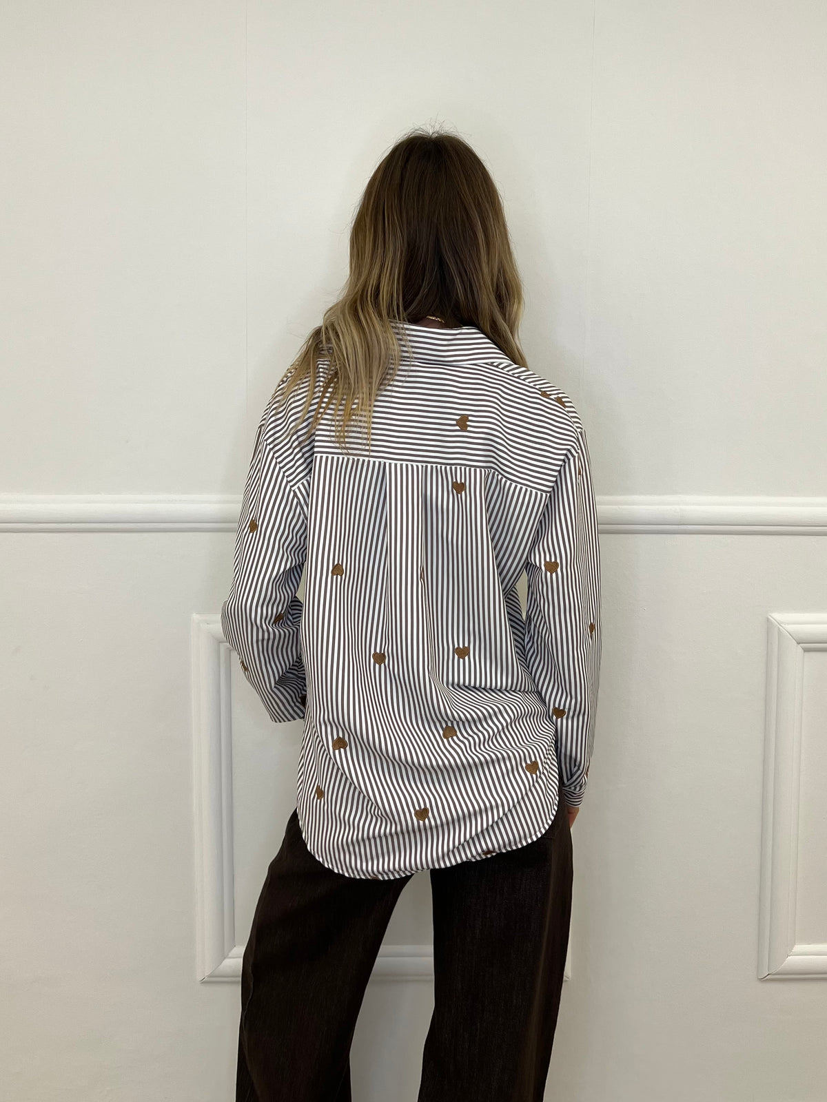 Camicia Cuori Ricamati 1255 Marrone