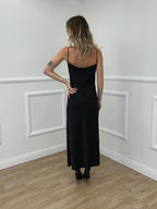 Vestito Satinato Con Scollo Morbido 1502 Nero