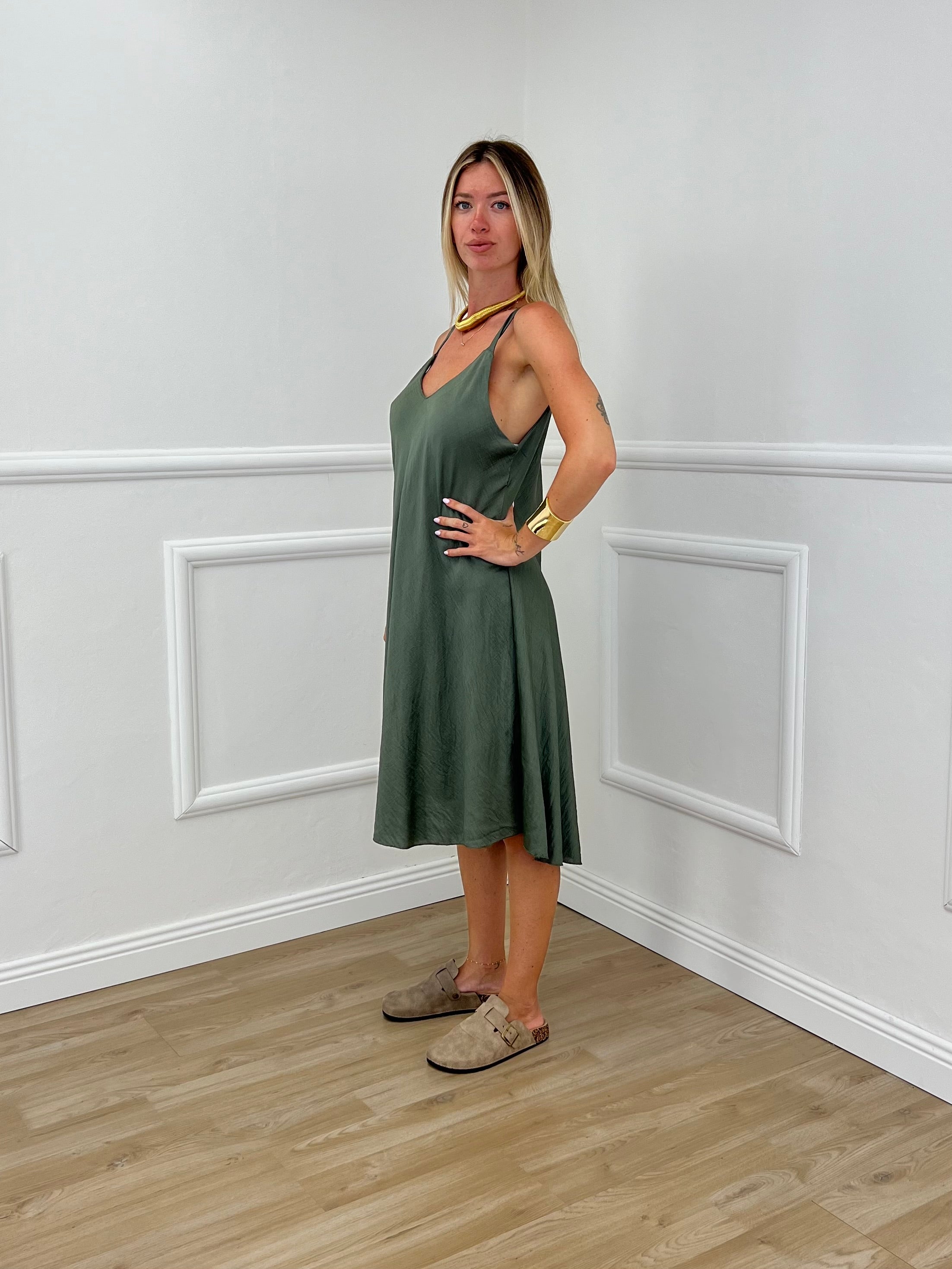 Vestito Corto In Crepe 11181 Verde