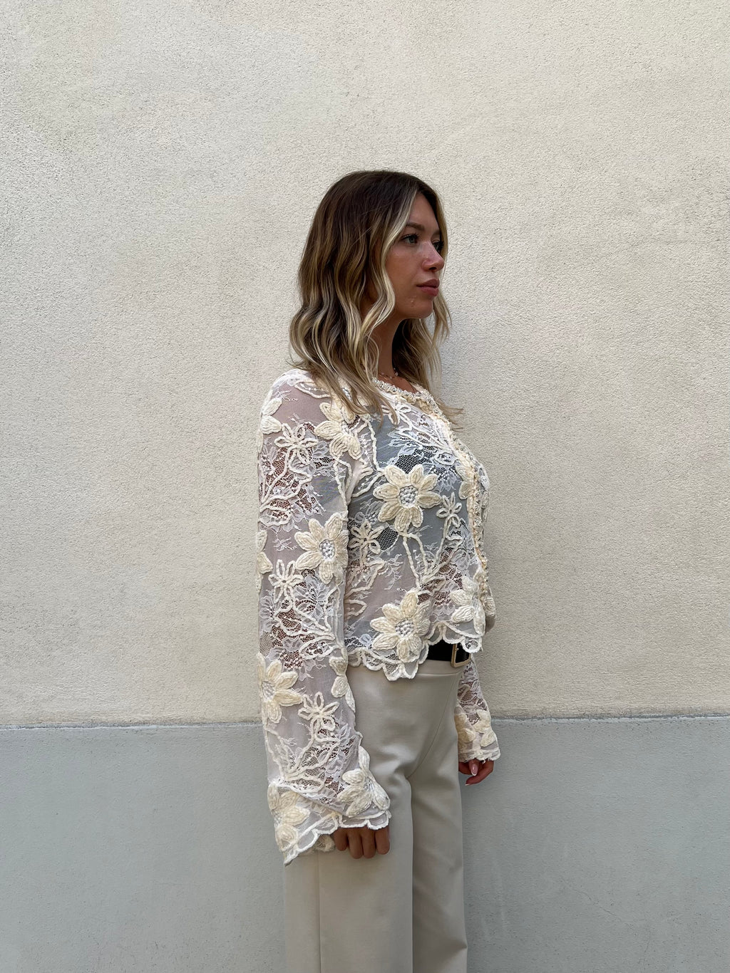 Cardigan Pizzo Ricami e Strass C282 Ecru