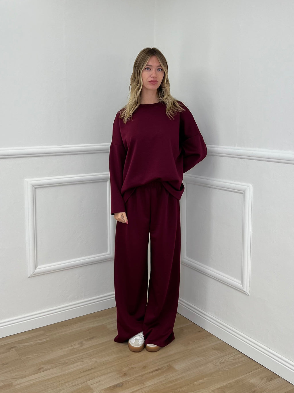 Tuta Over in Viscosa 3277 Bordeaux