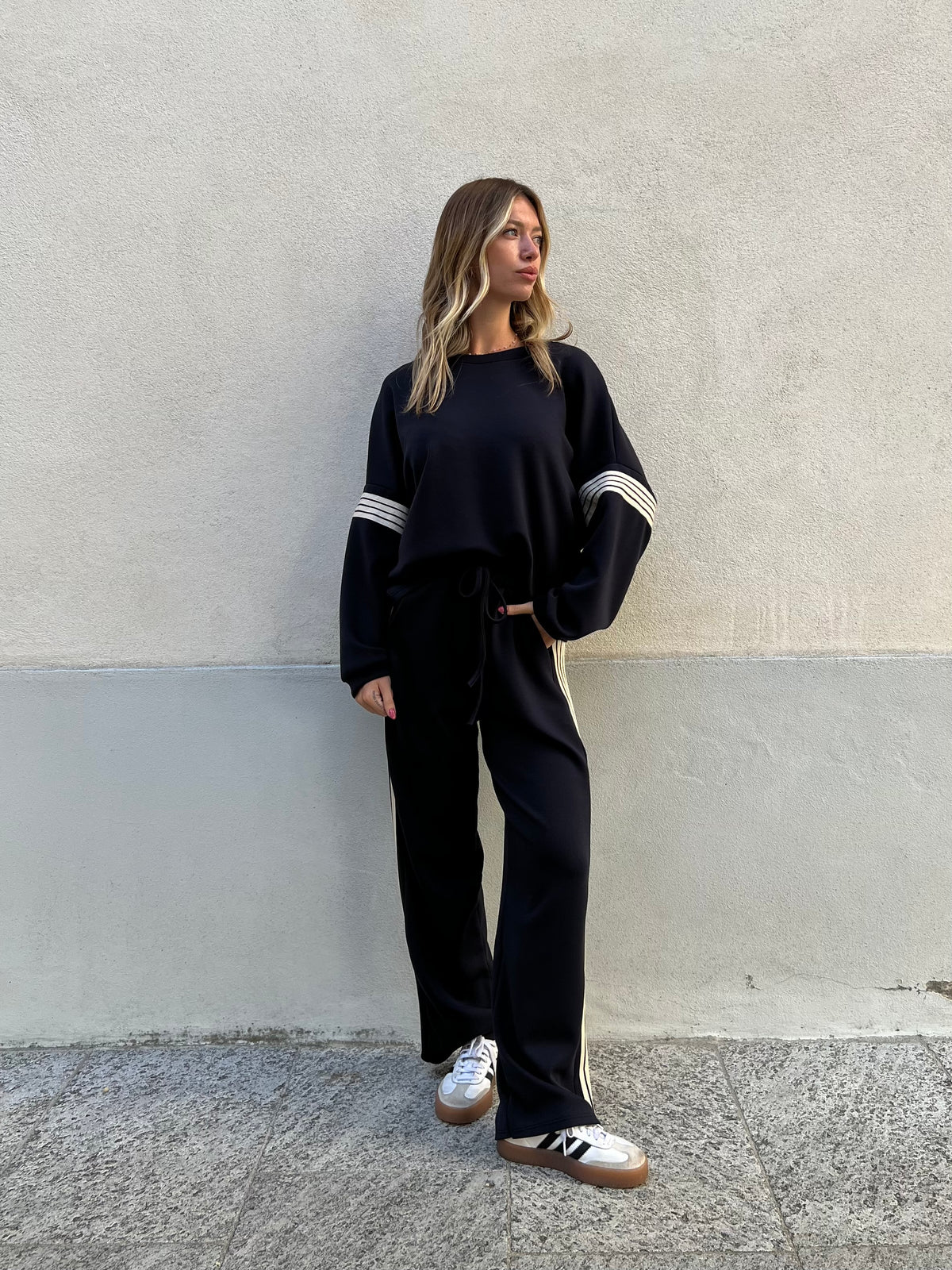 Tuta Viscosa Bande 23162 Nero