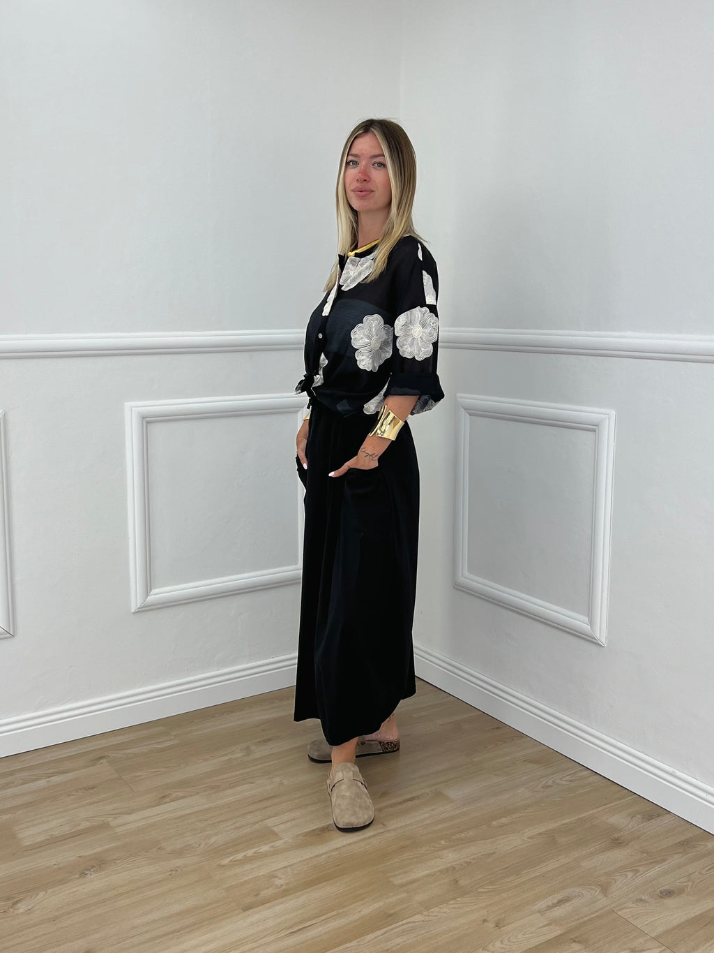 Camicia In Tencel Con Ricami 93-767 Nero