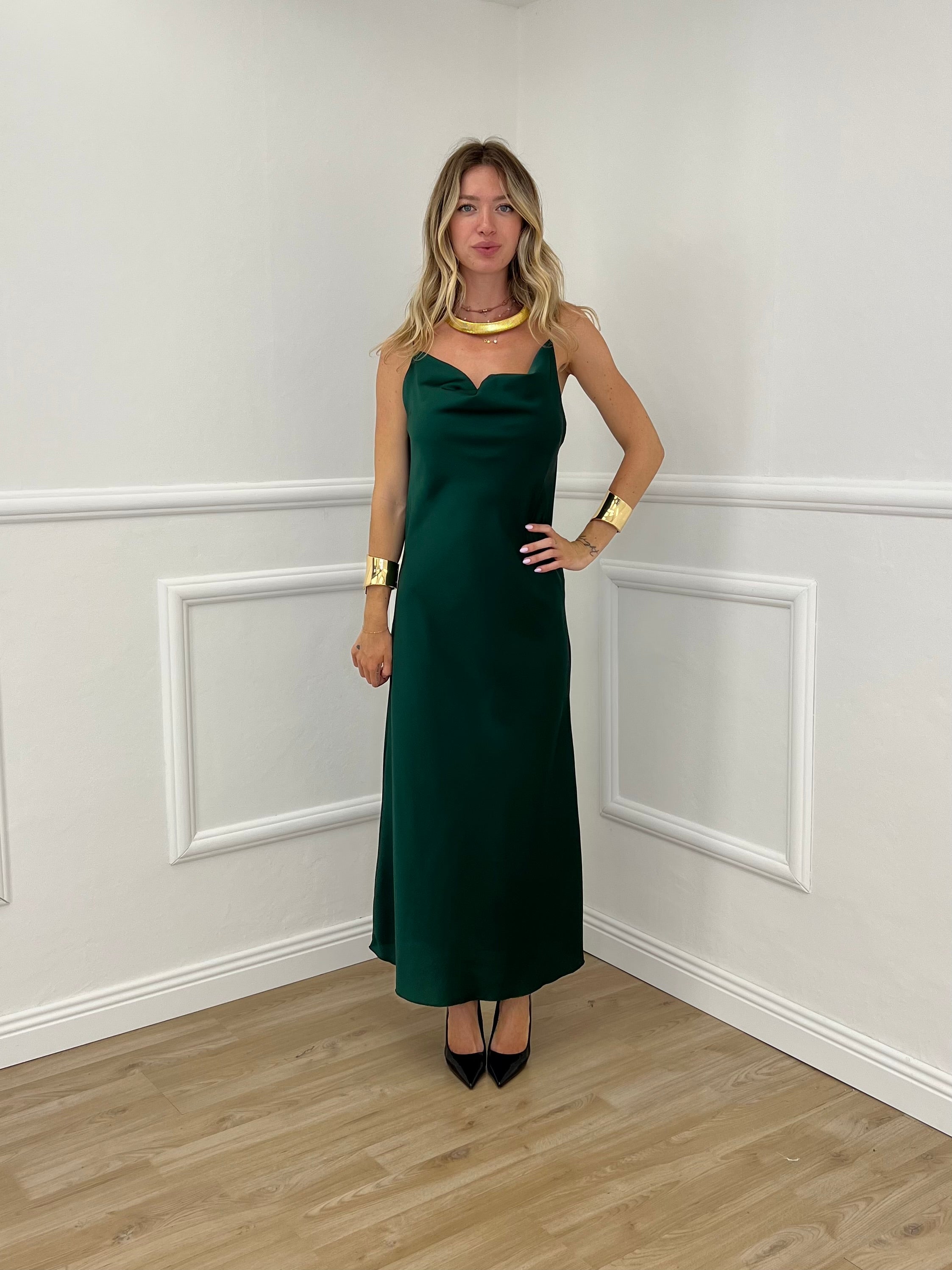Vestito Satinato Con Scollo Morbido 1502 Verde Smeraldo