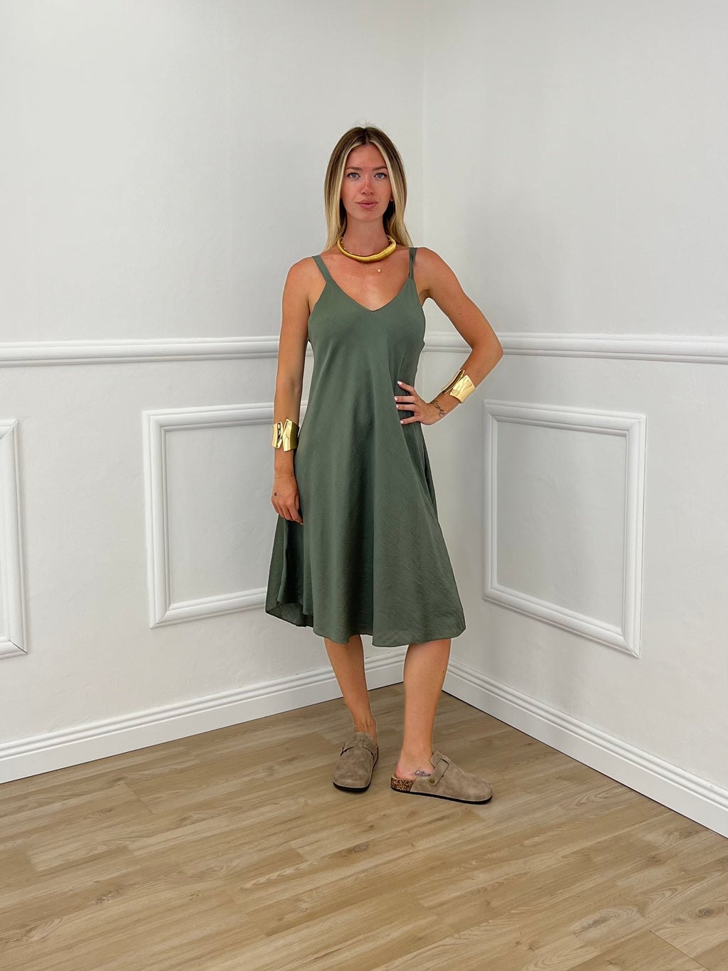 Vestito Corto In Crepe 11181 Verde