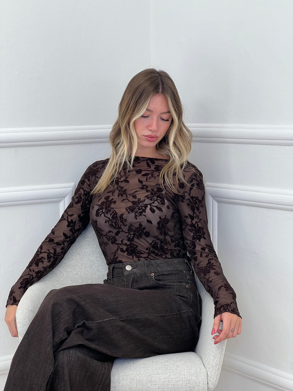 Top in Tulle con Ricamo Floreale 25855 Marrone