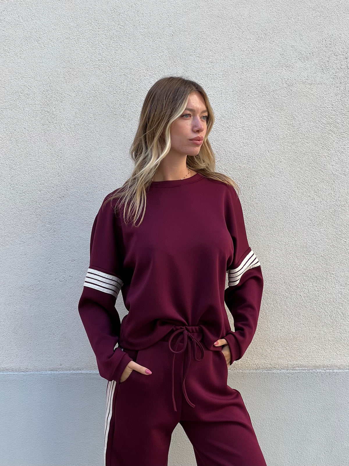 Tuta Viscosa Bande 23162 Burgundy