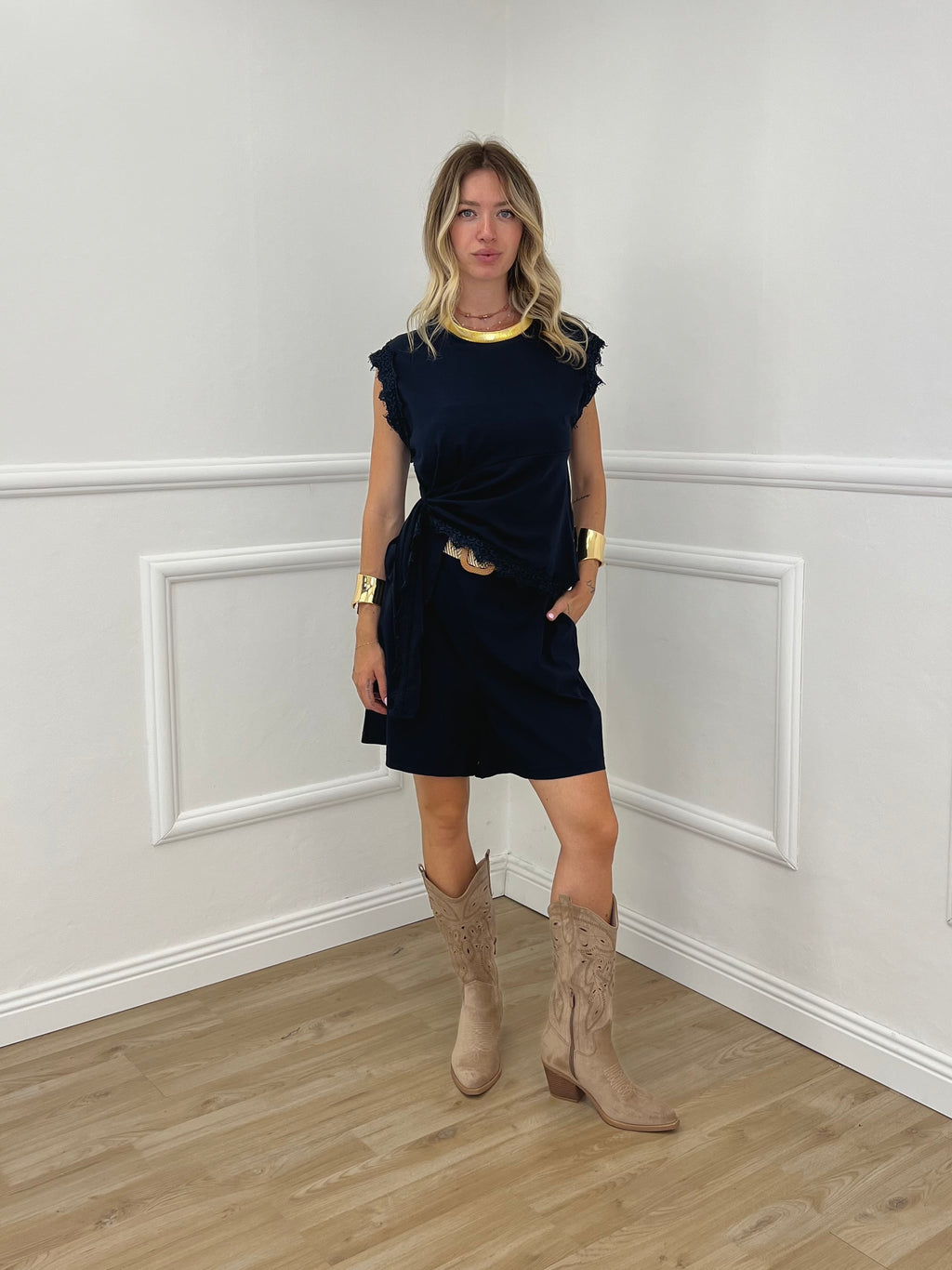 Maglia Con Pizzo e Nodo 8388 Blu