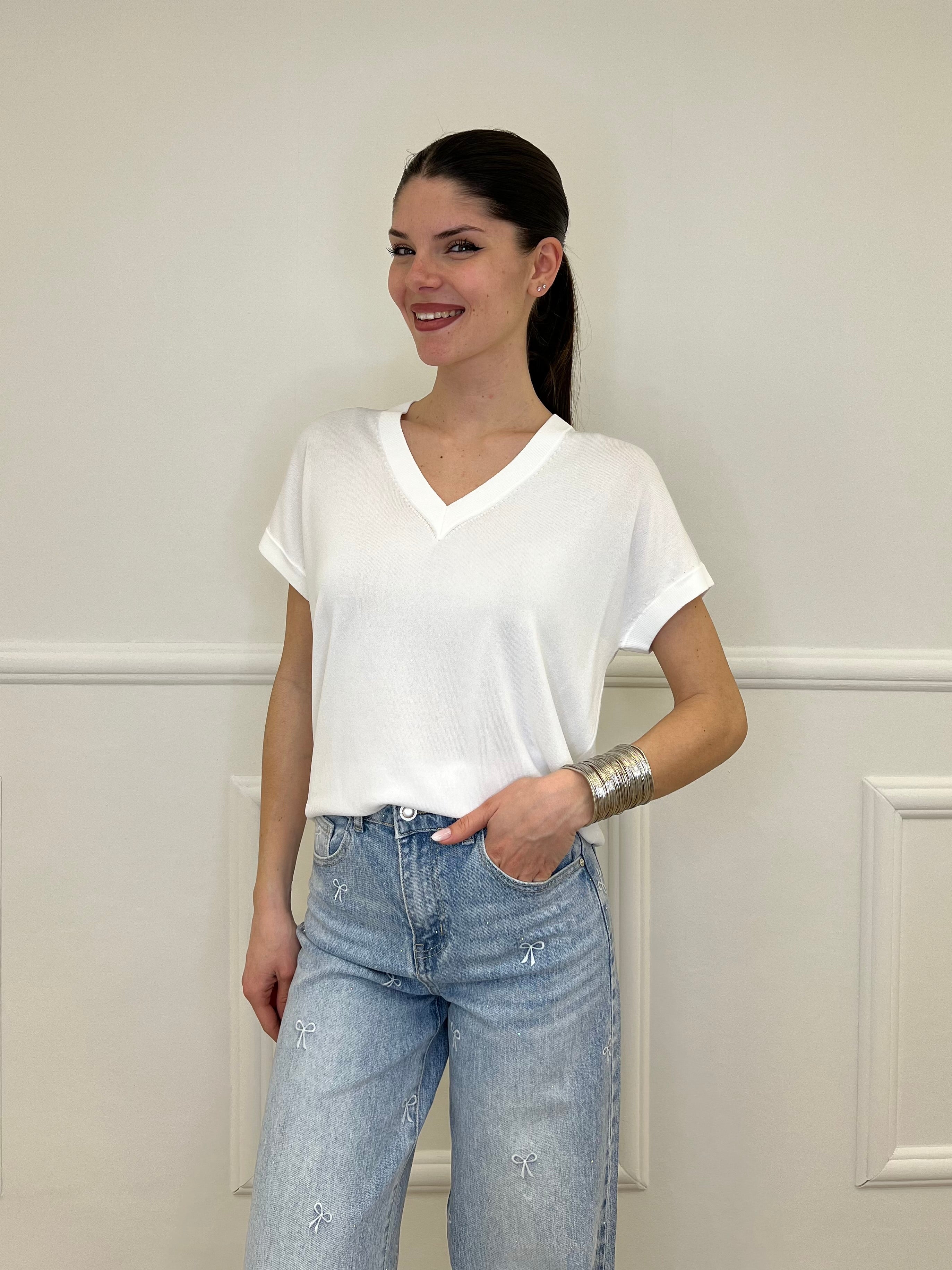 Maglia in Viscosa Scollo V 6269