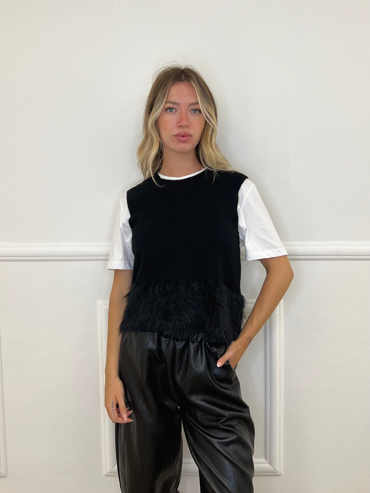 Gilet In Maglia Fondo Fluffy 7389 Nero