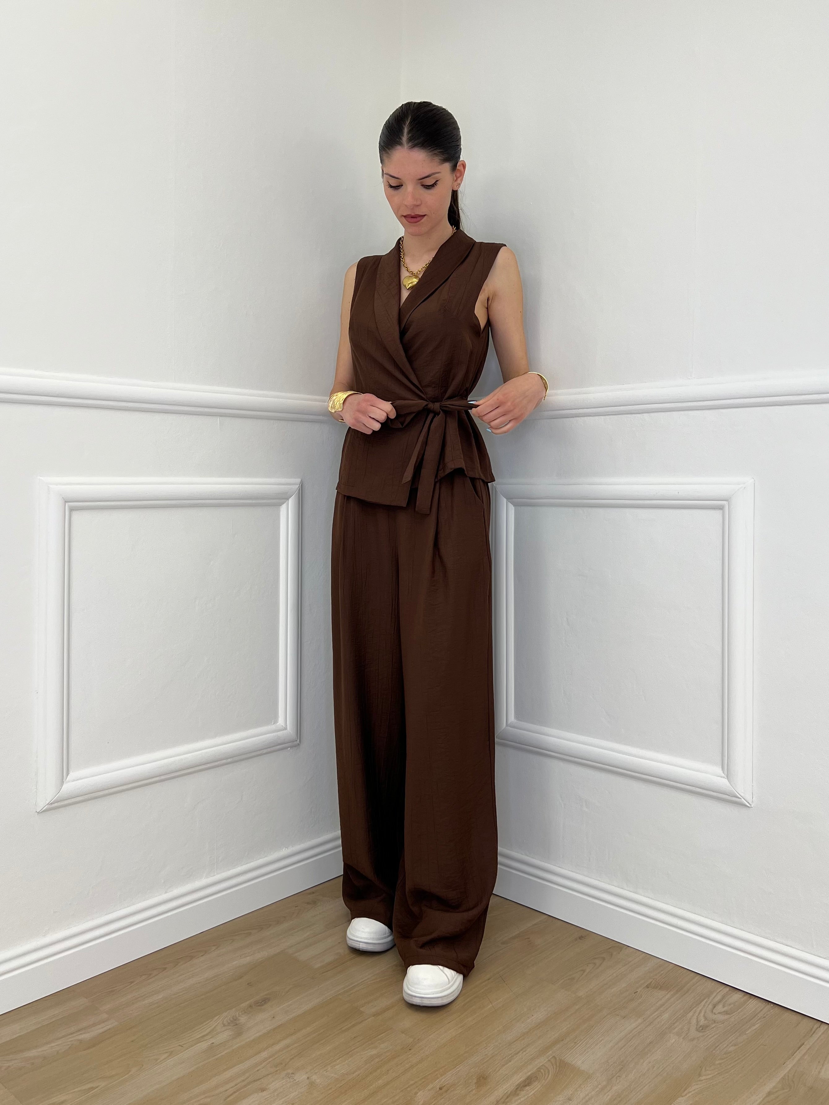 Completo Gilet Fiocco Crêpe 2852 Marrone