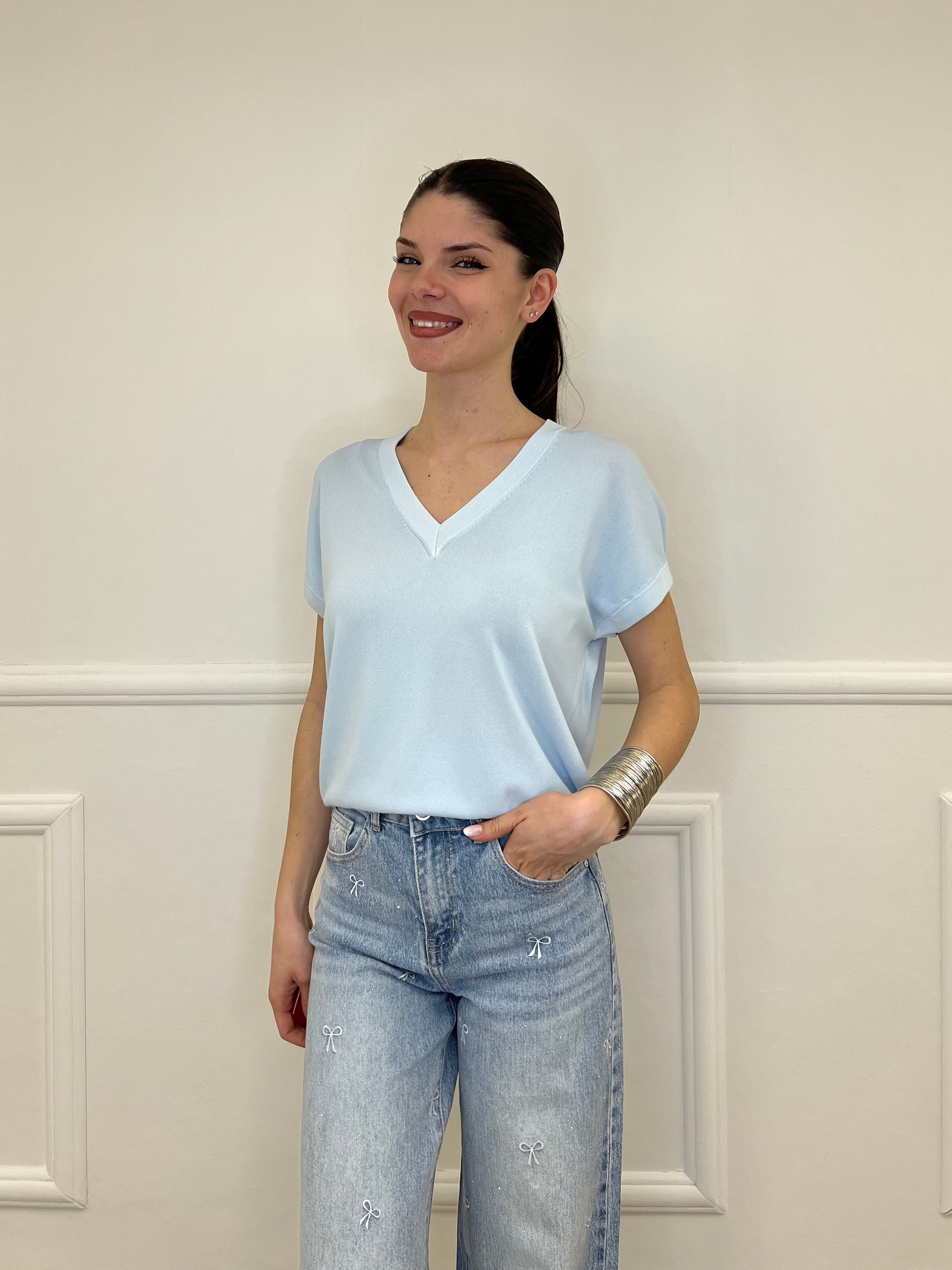 Maglia in Viscosa Scollo V 6269